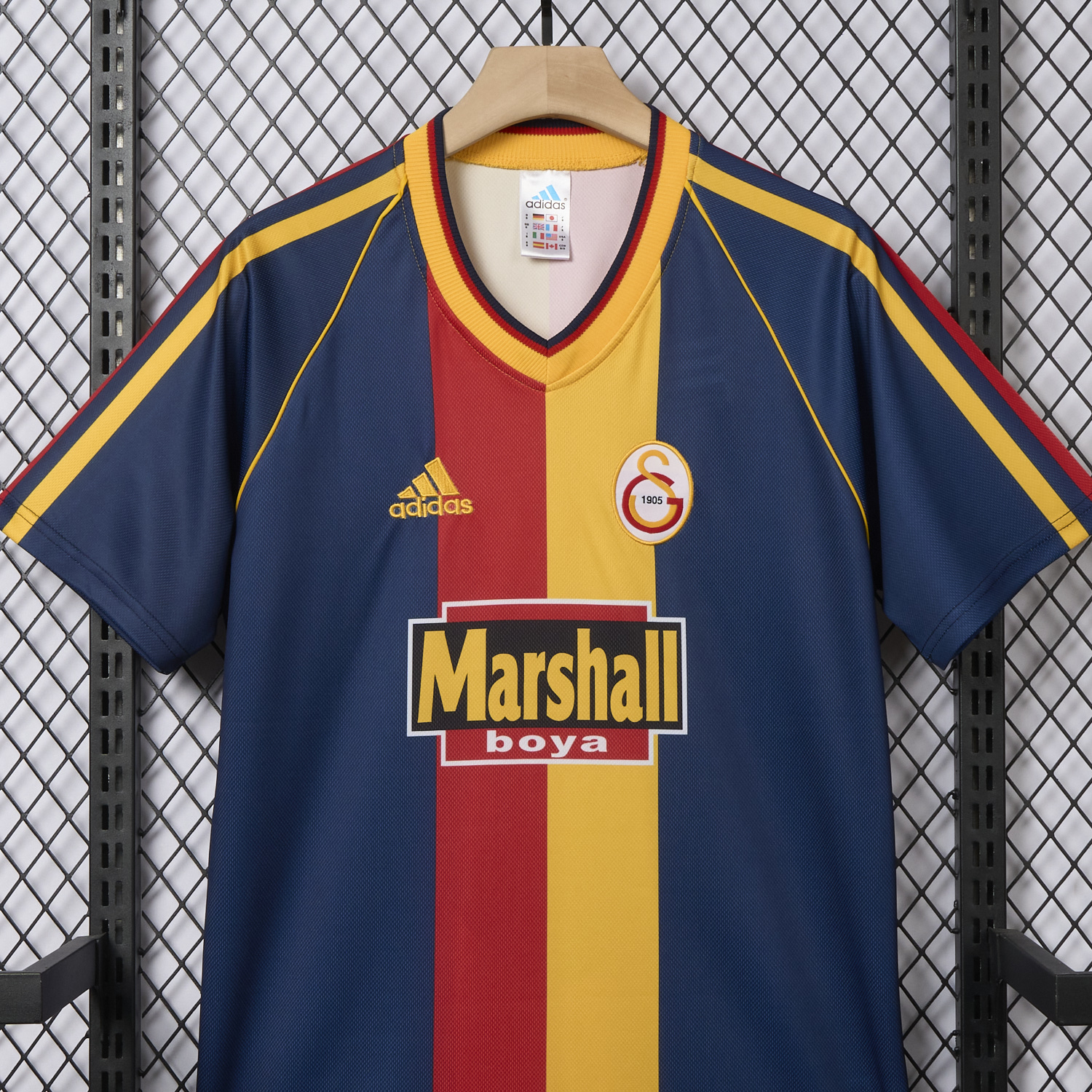 AlphaJersey-Retro Galatasaray 1998-99 Third Jersey