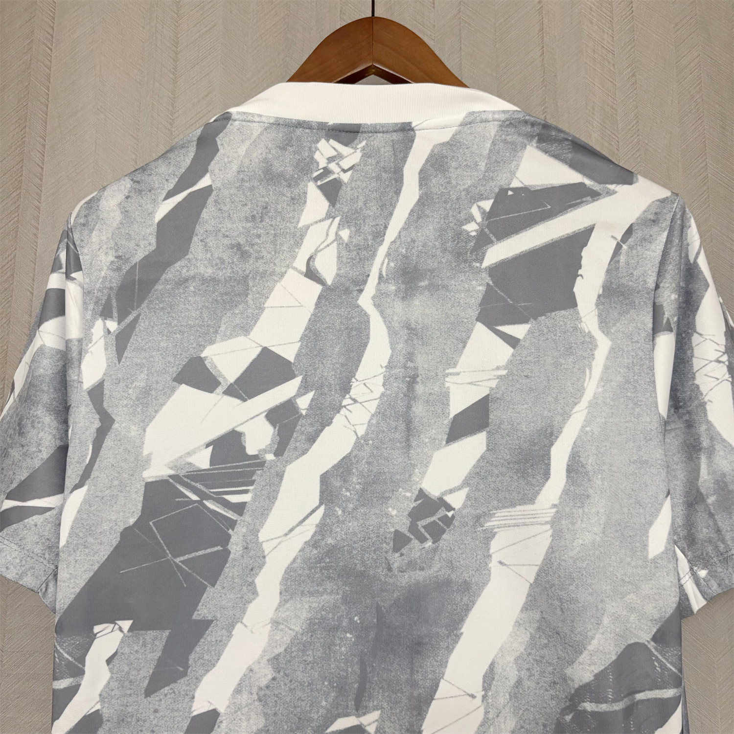 AlphaJersey-Vasco da Gama 26-27 Grey Pre-Match Training Jersey - Fans Version