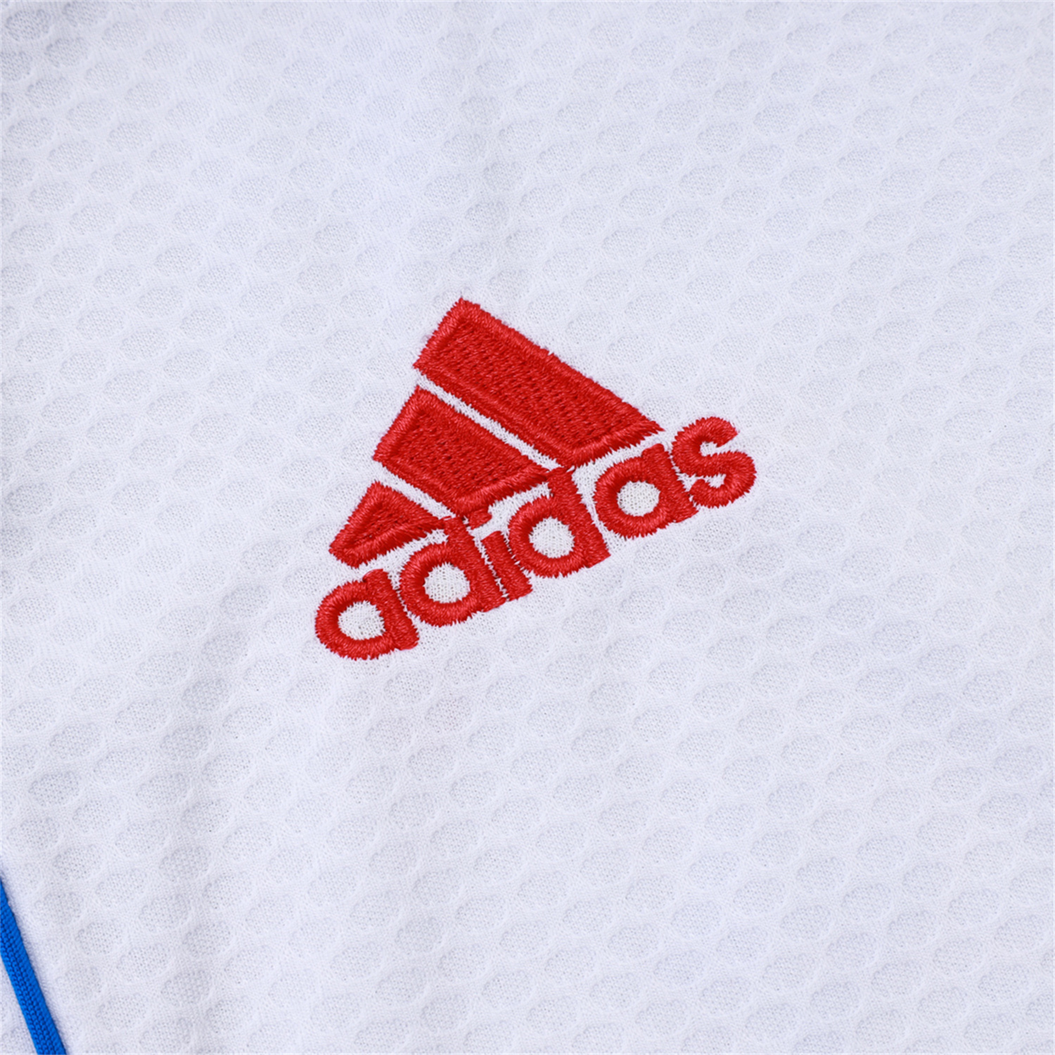 AlphaJersey-Bayern Munich 25-26 Short-Sleeve Training Set - White Throwback Top & Grey Shorts