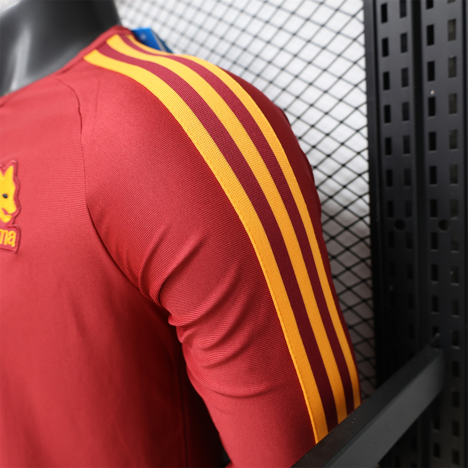 AlphaJersey-AS Roma 25-26 Retro Casual Style Red Special Long Sleeves Jersey - Player Version