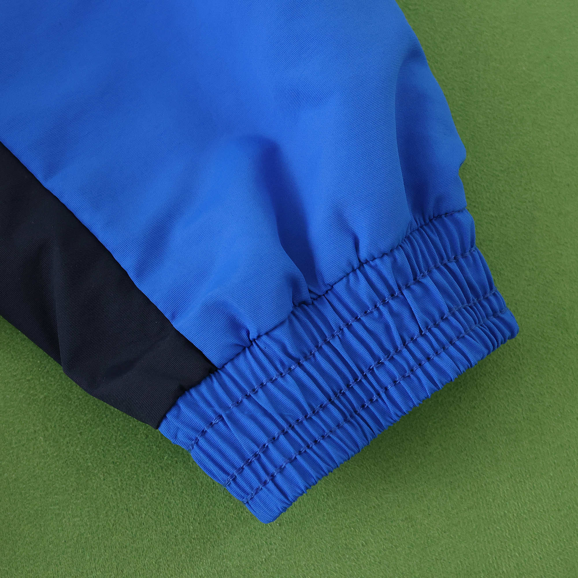 AlphaJersey-Club América 25-26 Throwback Double Sided Reversible Windbreaker - Blue & Black