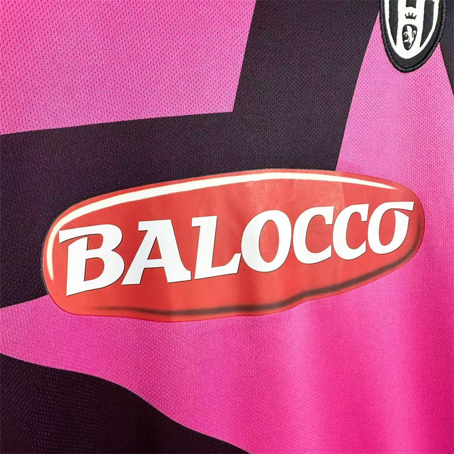 AlphaJersey-Retro Juventus 2011-12 Away Long Sleeves Jersey