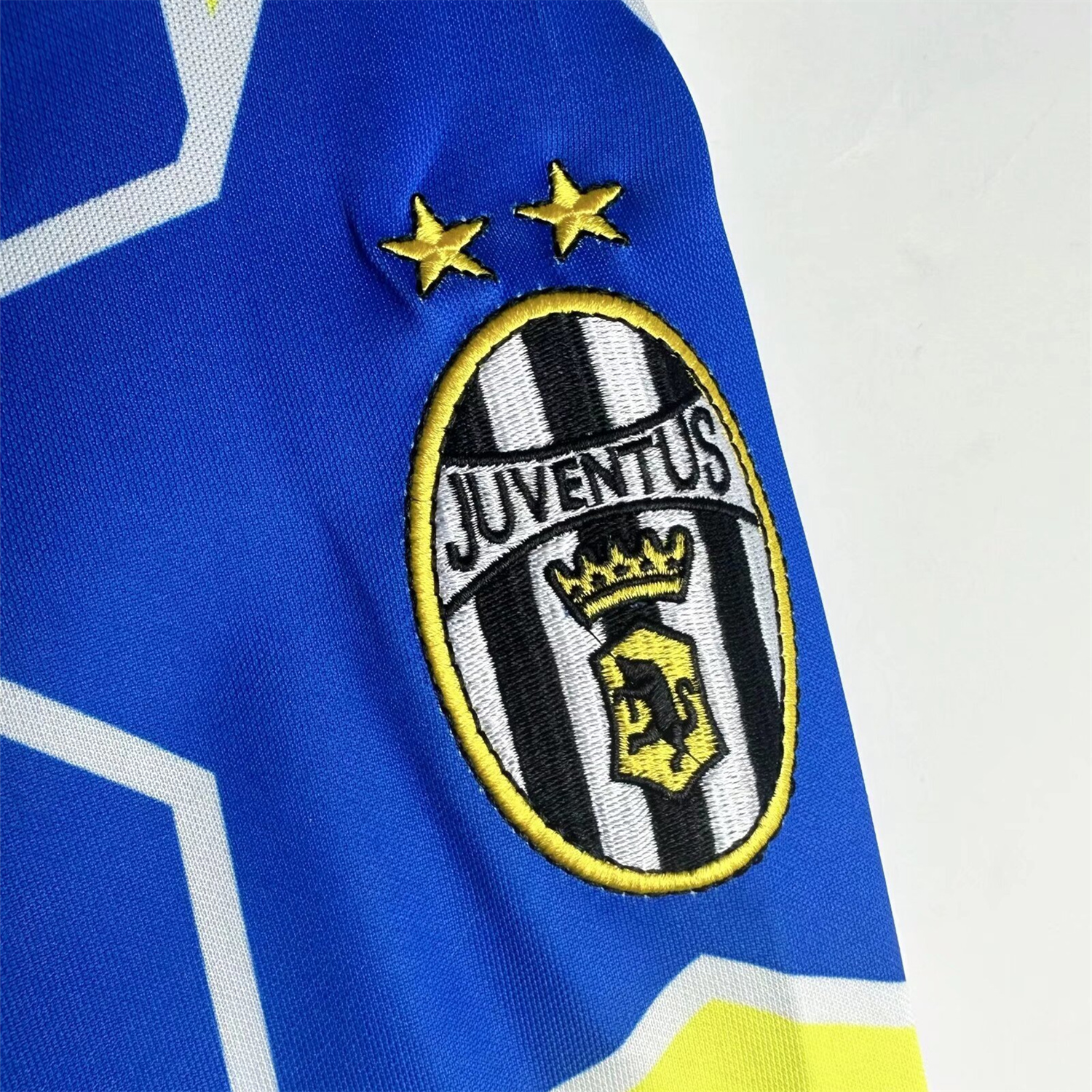 AlphaJersey-Retro Juventus 1997-99 Third Long Sleeves Jersey