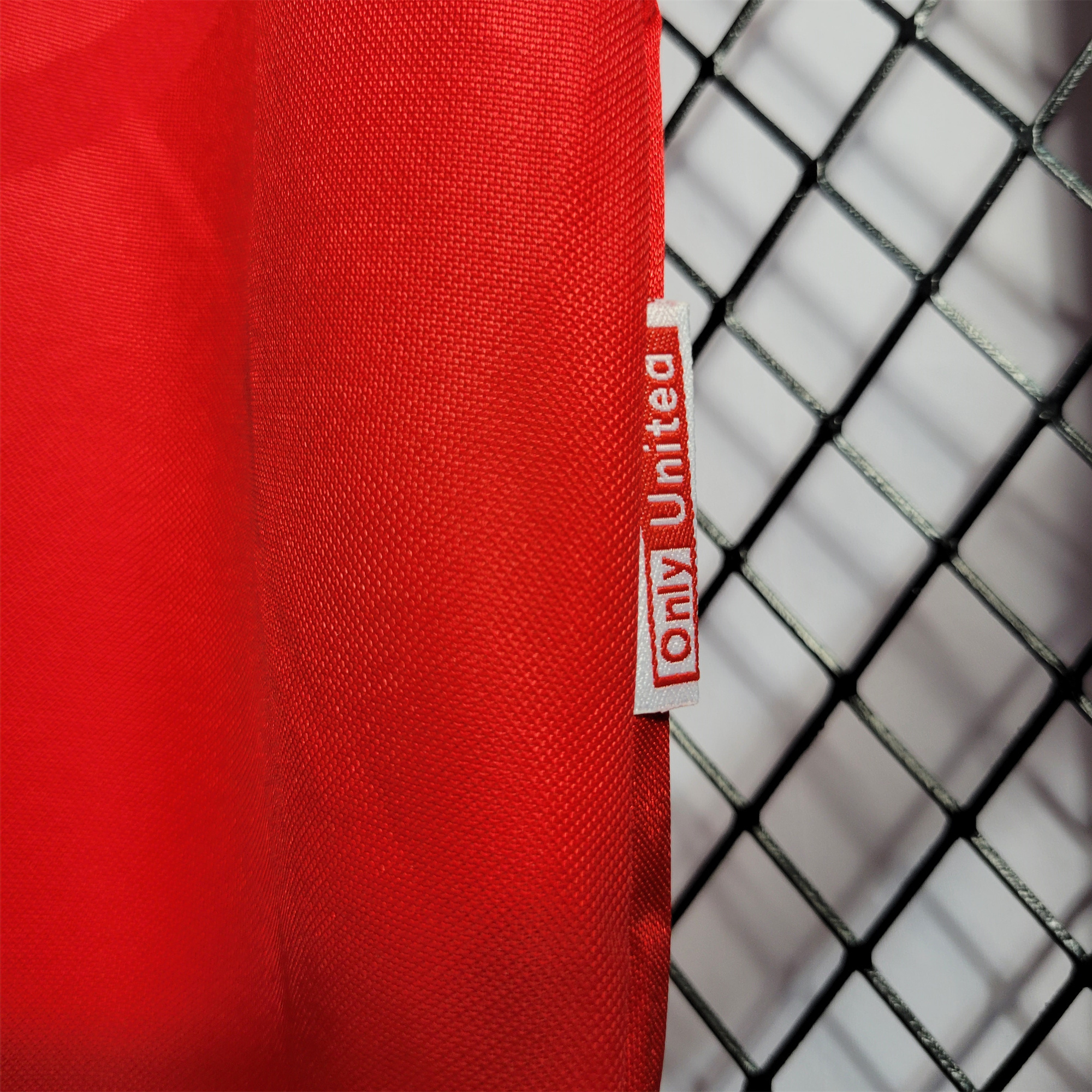 AlphaJersey-Retro Manchester United 99-00 Home Jersey