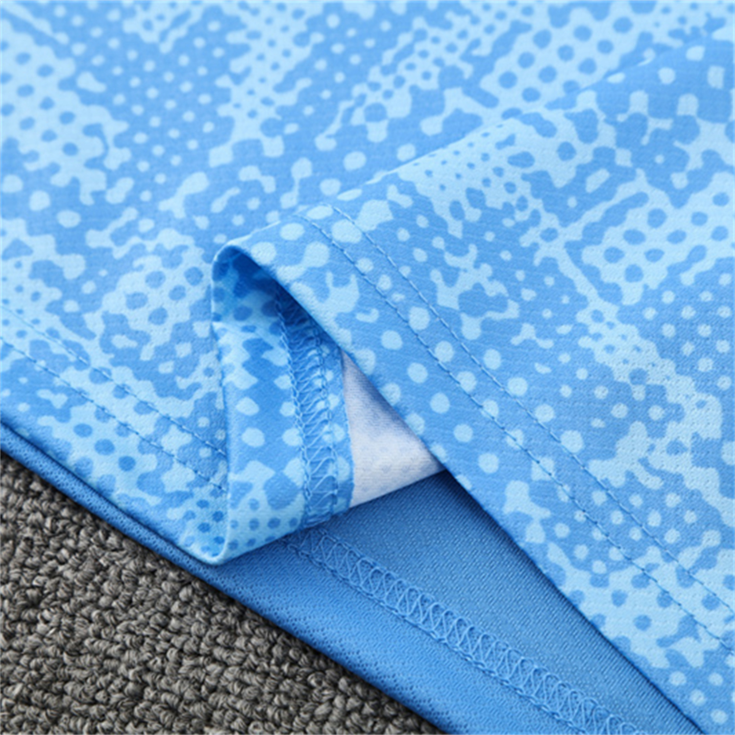 AlphaJersey-Manchester City 25-26 Kids Short-Sleeve Training Set - Light Blue Camouflage Top & Deep Blue Shorts