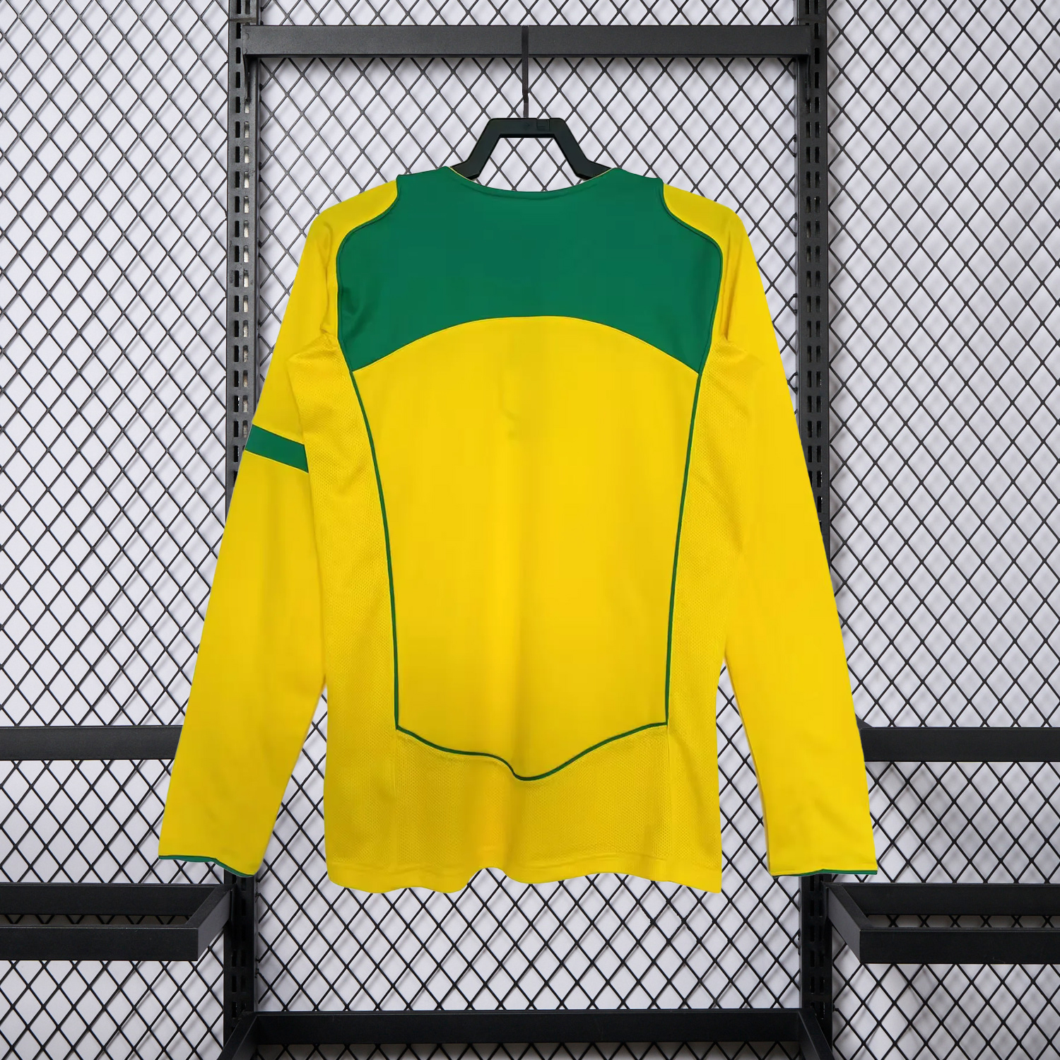 AlphaJersey-Retro Brazil 2004 Home Long Sleeves Jersey
