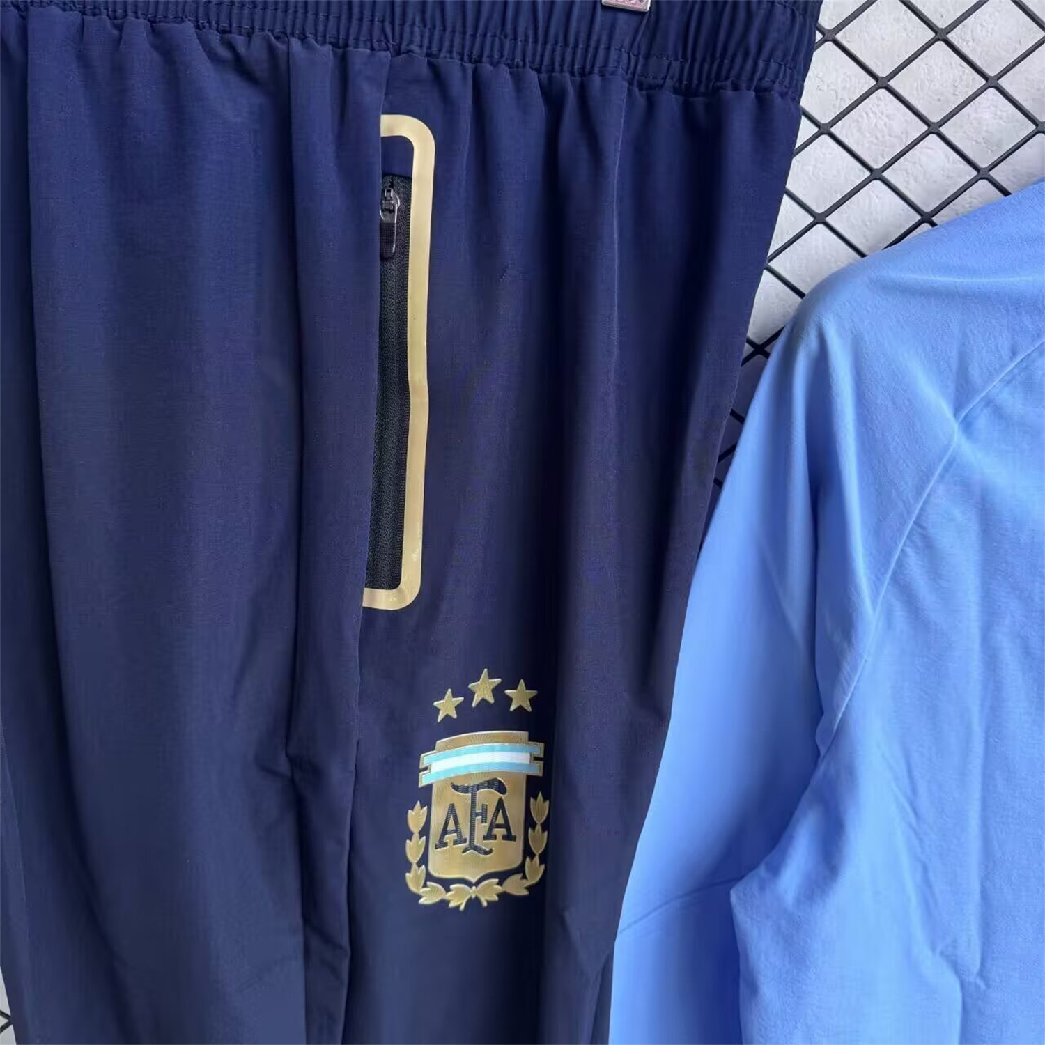 AlphaJersey-Argentina 2026 Windbreaker Training Set - Blue Top and Black Pants