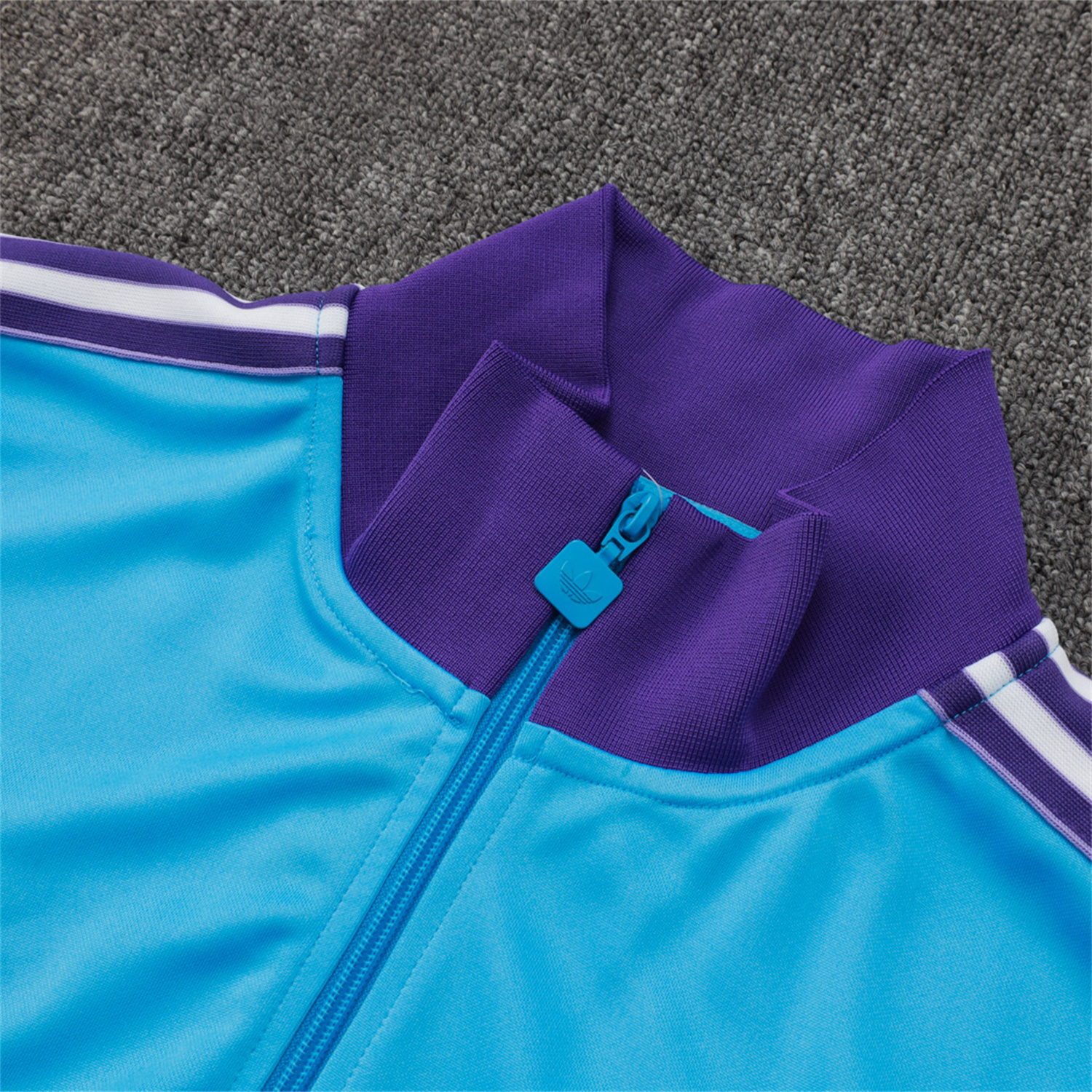 AlphaJersey-Real Madrid 25-26 Throwback Trefoil Jacket Training Tracksuit - Blue Jackets & Purple Pants