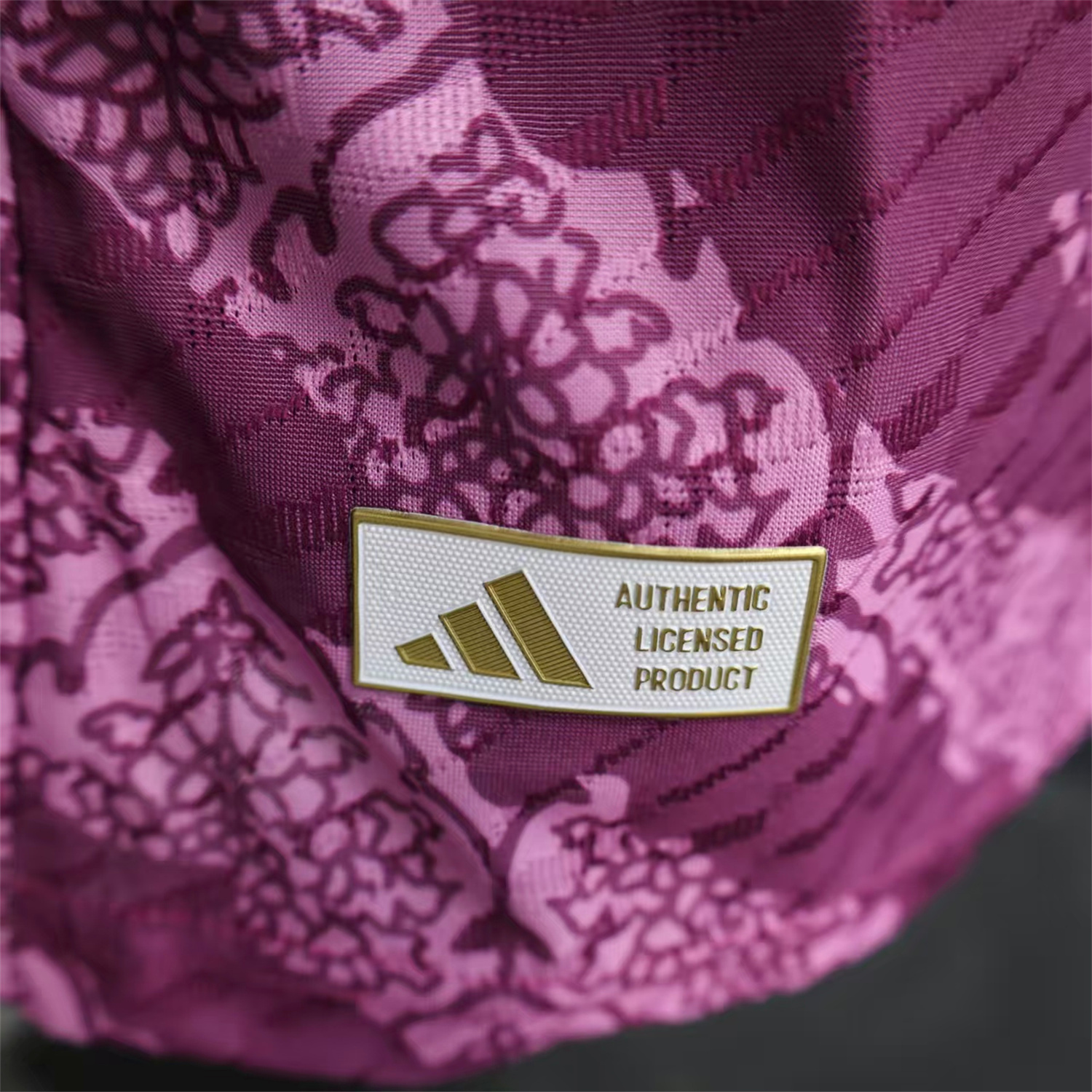 AlphaJersey-Real Madrid 25-26 Pink With Purple Texture Special Jersey - Player Version