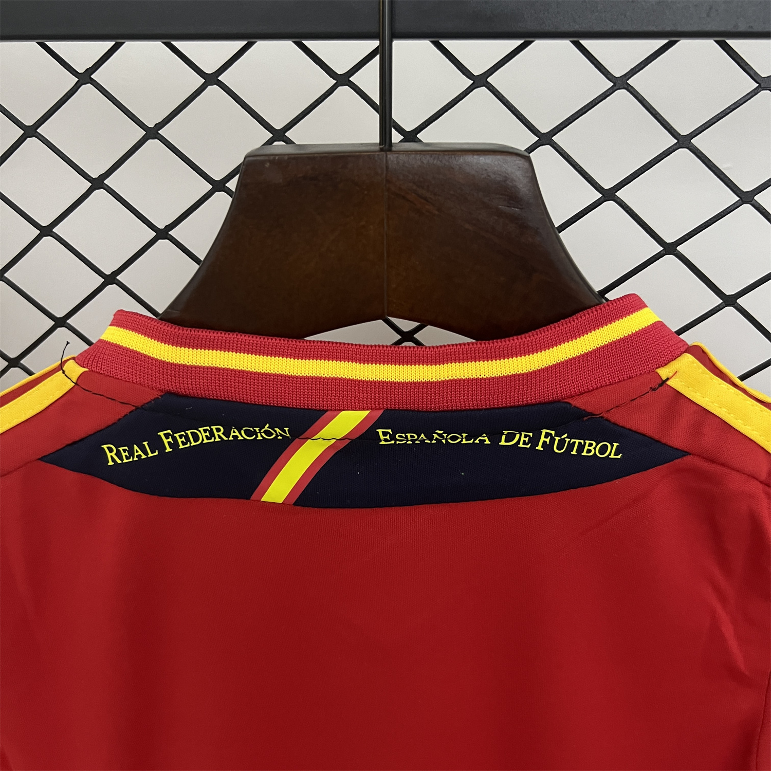 AlphaJersey-Retro Spain 2012 Home Kids Kit