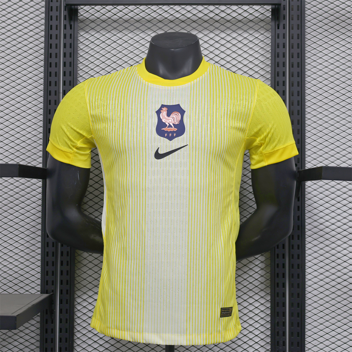 AlphaJersey-France 2025-26 Yellow Goalkeeper Jersey - Player Version