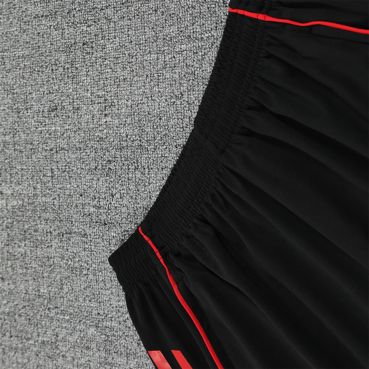 AlphaJersey-Manchester United 25-26 Short-Sleeve Training Set - Red Black Blocks White Top & Black Shorts