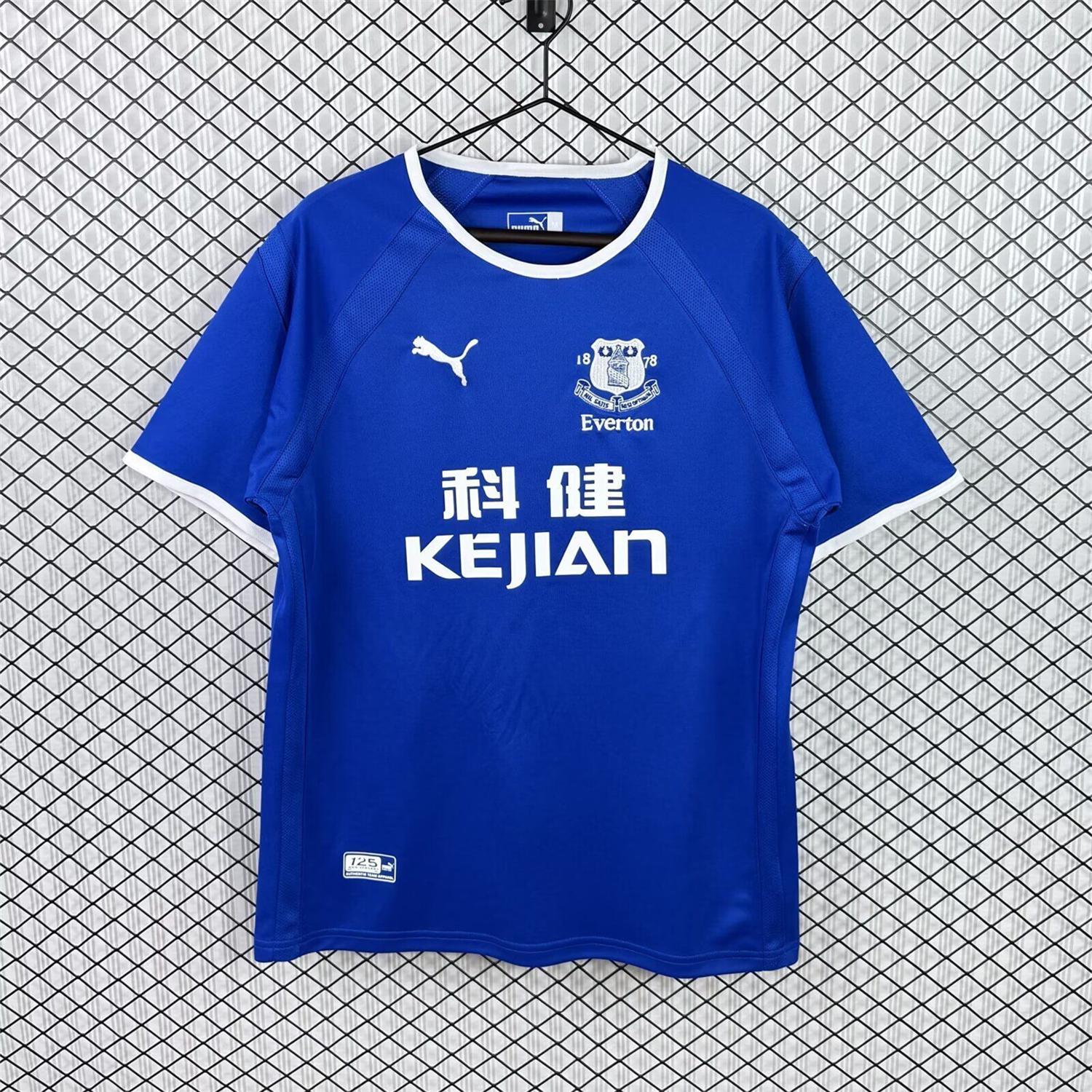 AlphaJersey-Retro Everton 2003-04 Home Jersey