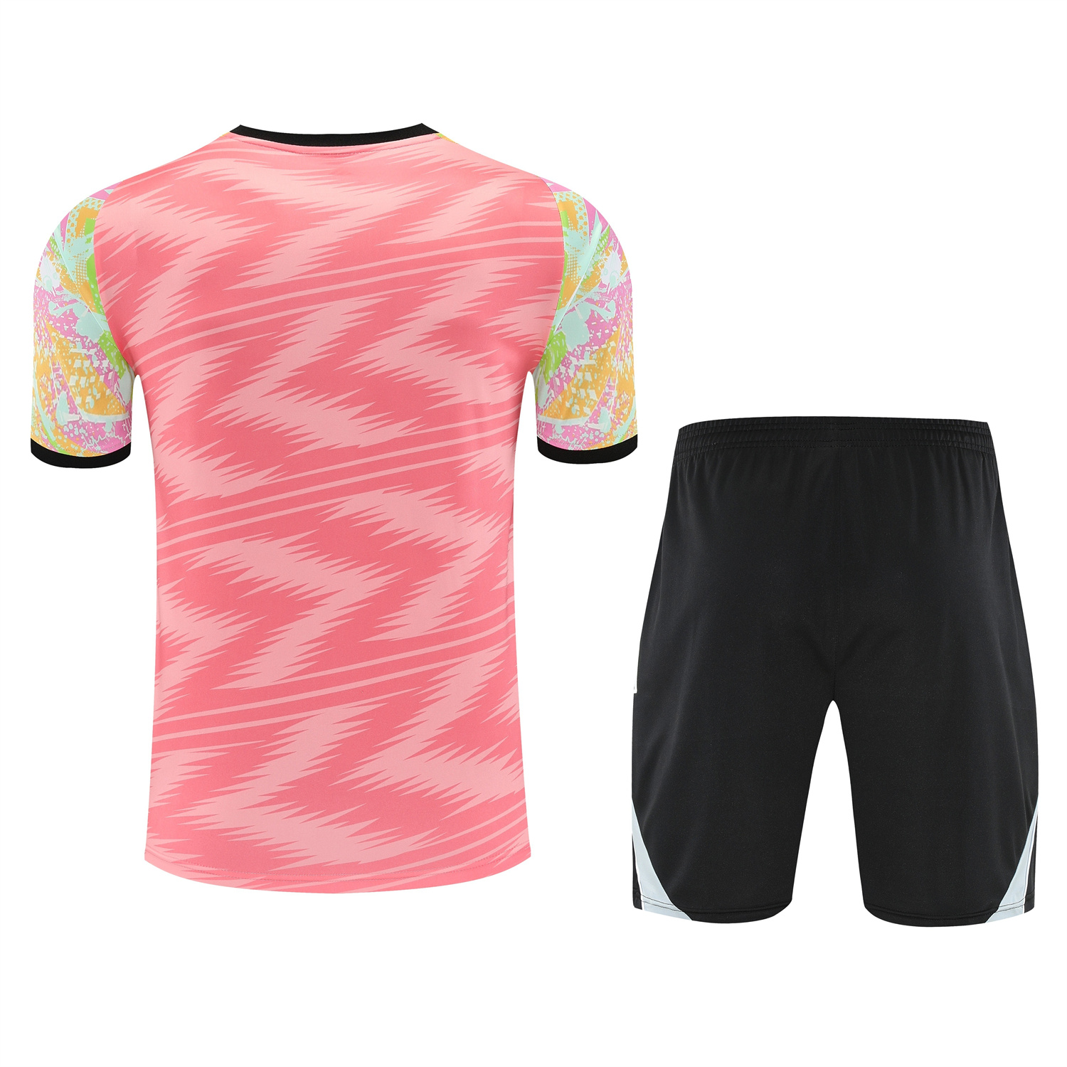 AlphaJersey-Real Madrid 25-26 Short-Sleeve Training Set - Pink Arrow Pattern Top & Black Shorts