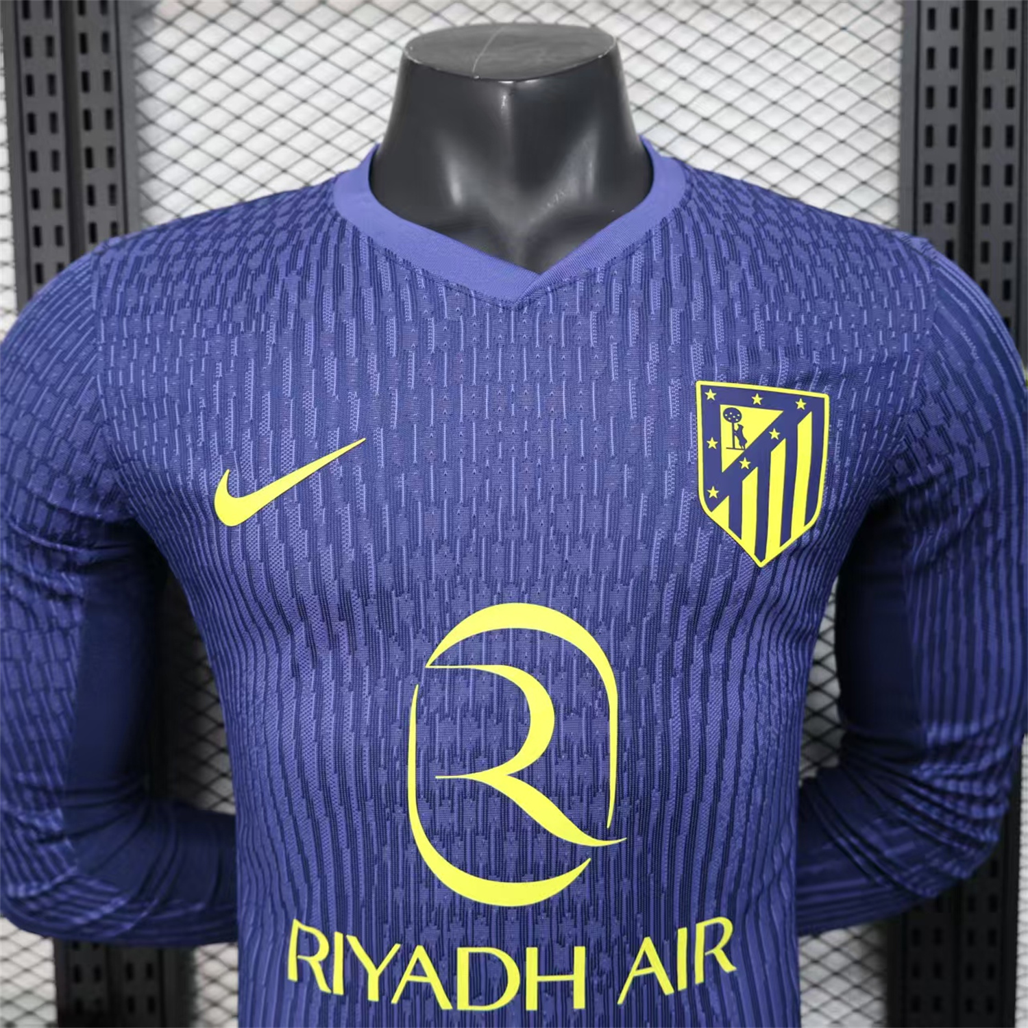 AlphaJersey-Atletico Madrid 25-26 Away Long Sleeves Jersey - Player Version