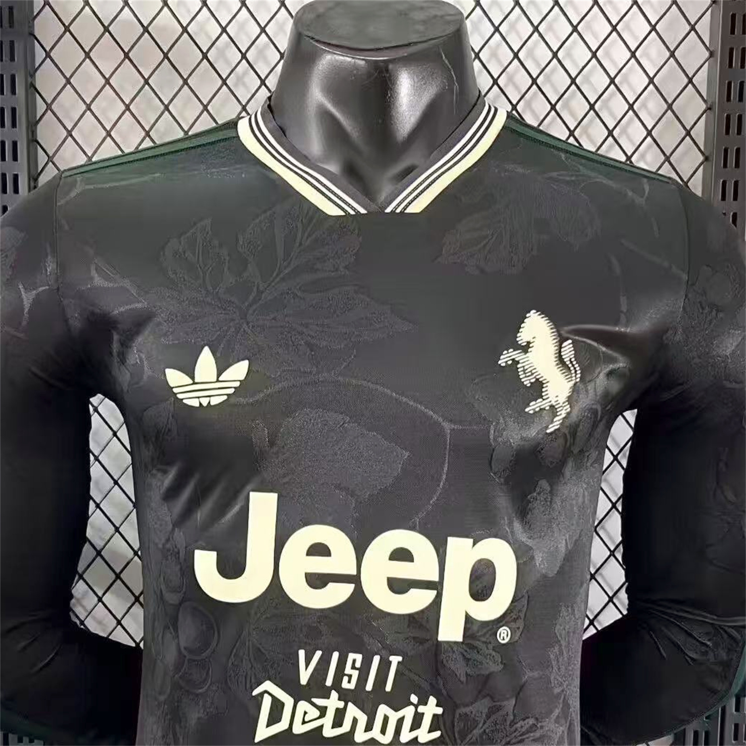 AlphaJersey-Juventus 25-26 Third Black Long Sleeves Jersey - Player Version