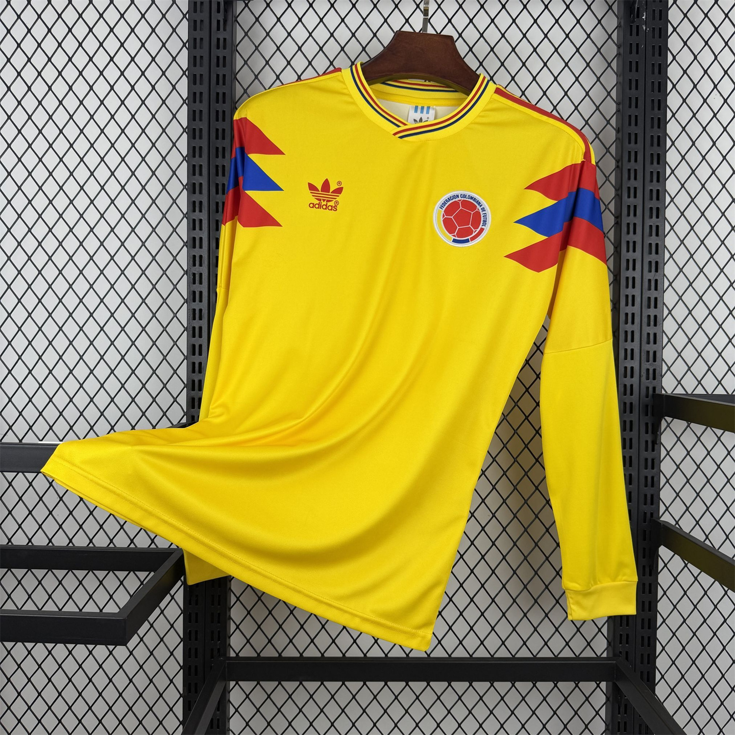 AlphaJersey-Retro Colombia 1990 Home Long Sleeves Jersey - Fans Version