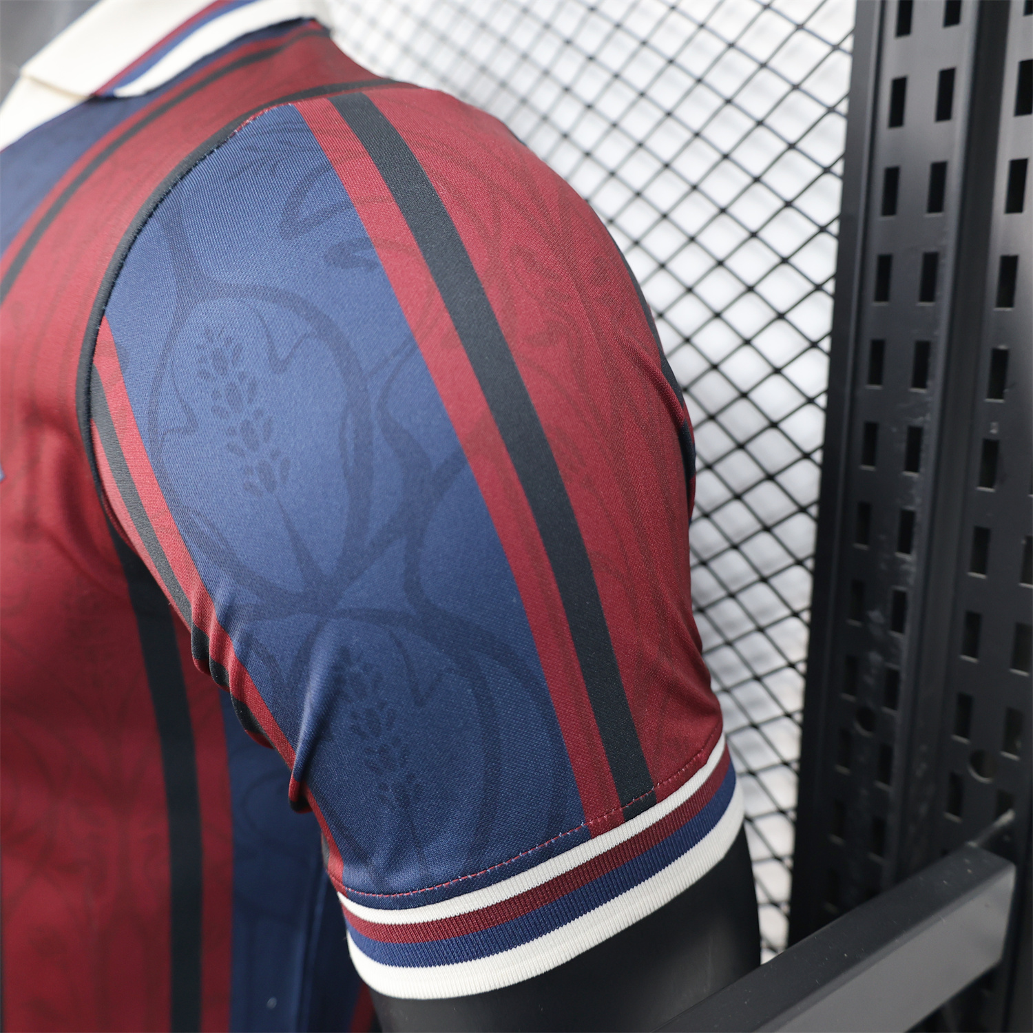 AlphaJersey-Barcelona 25-26 125th Anniversary Retro Style Jersey - Player Version