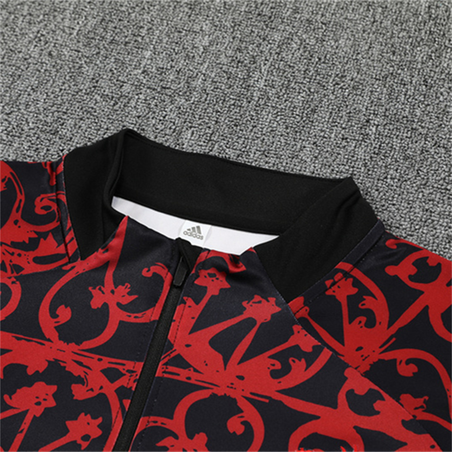 AlphaJersey-Liver.pool 25-26 Kids Long Sleeve Training Set - Red Camouflage Top & Blsck Pants