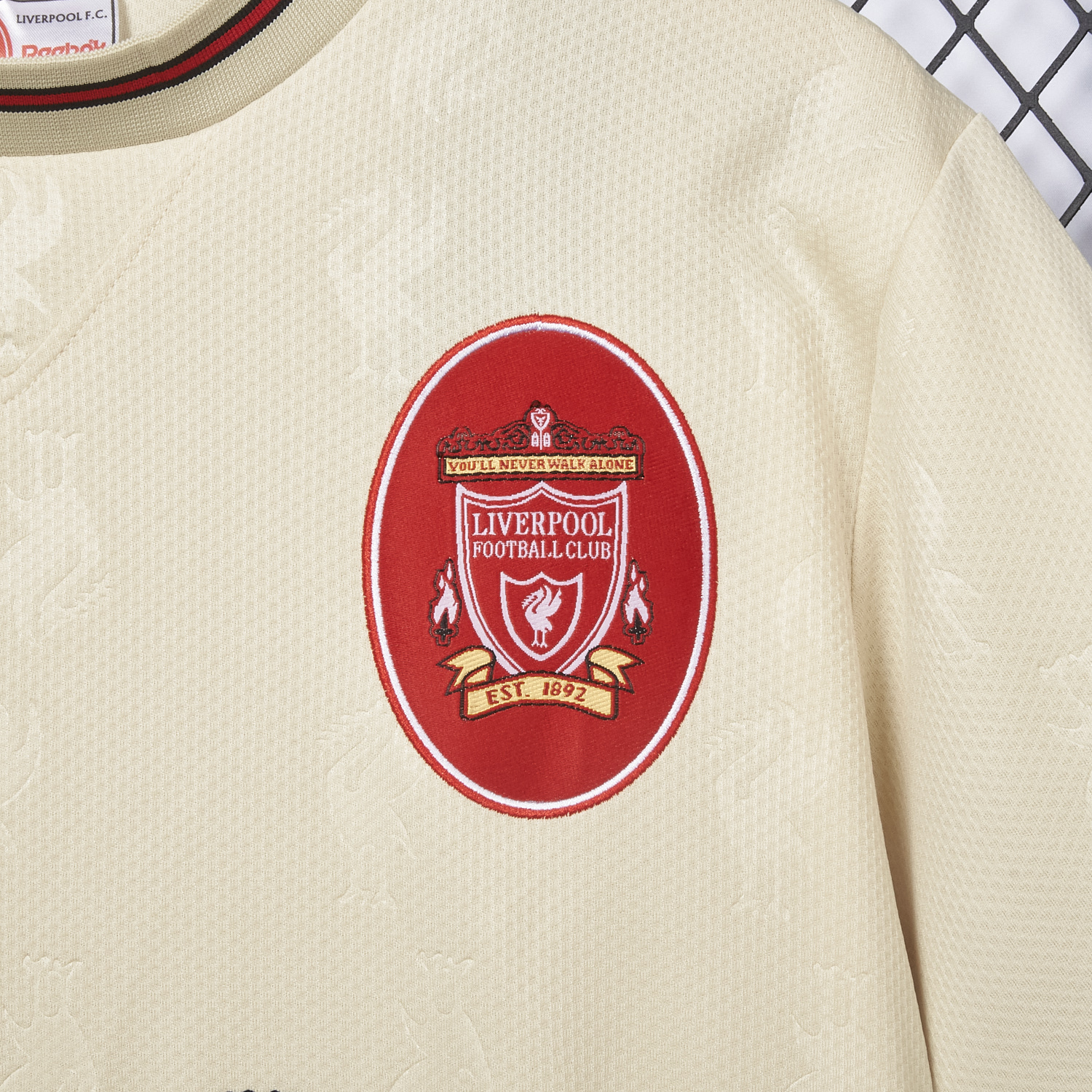 AlphaJersey-Retro Liver.pool 1996-97 Away Jersey