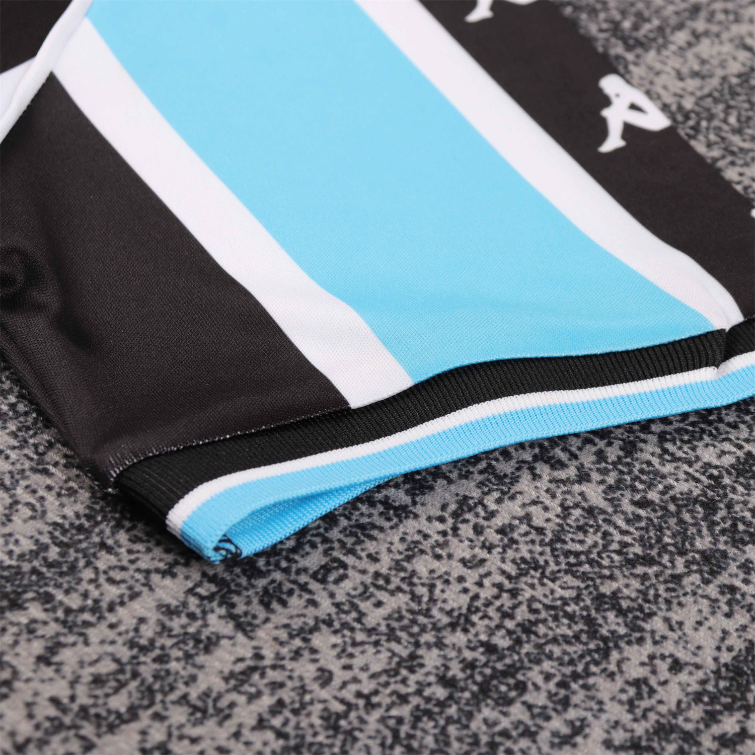 AlphaJersey-Retro Gremio 2000 Home Kids Kit