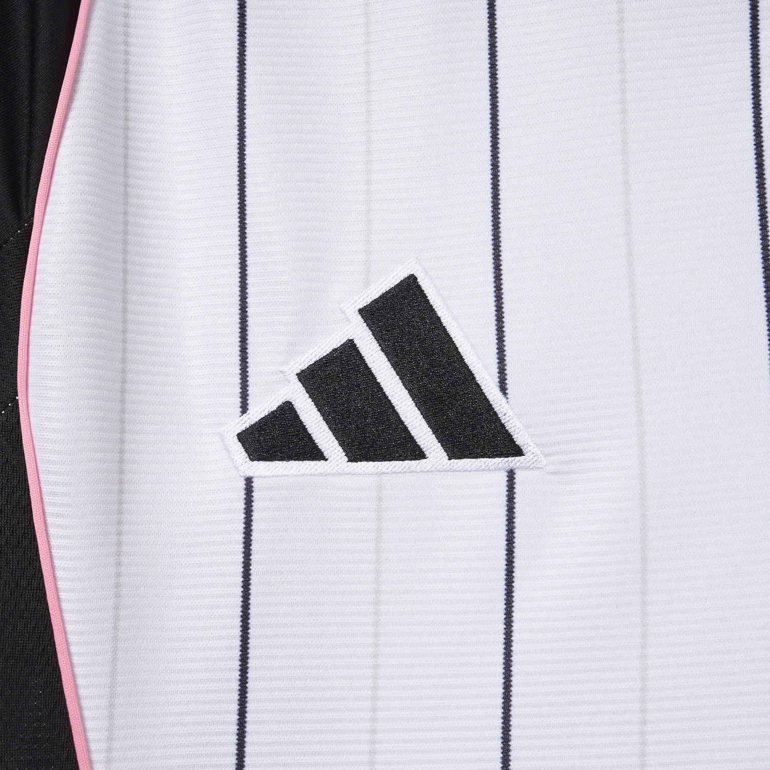 AlphaJersey-Juventus 25-26 White Baseball Jersey with Black Stripes