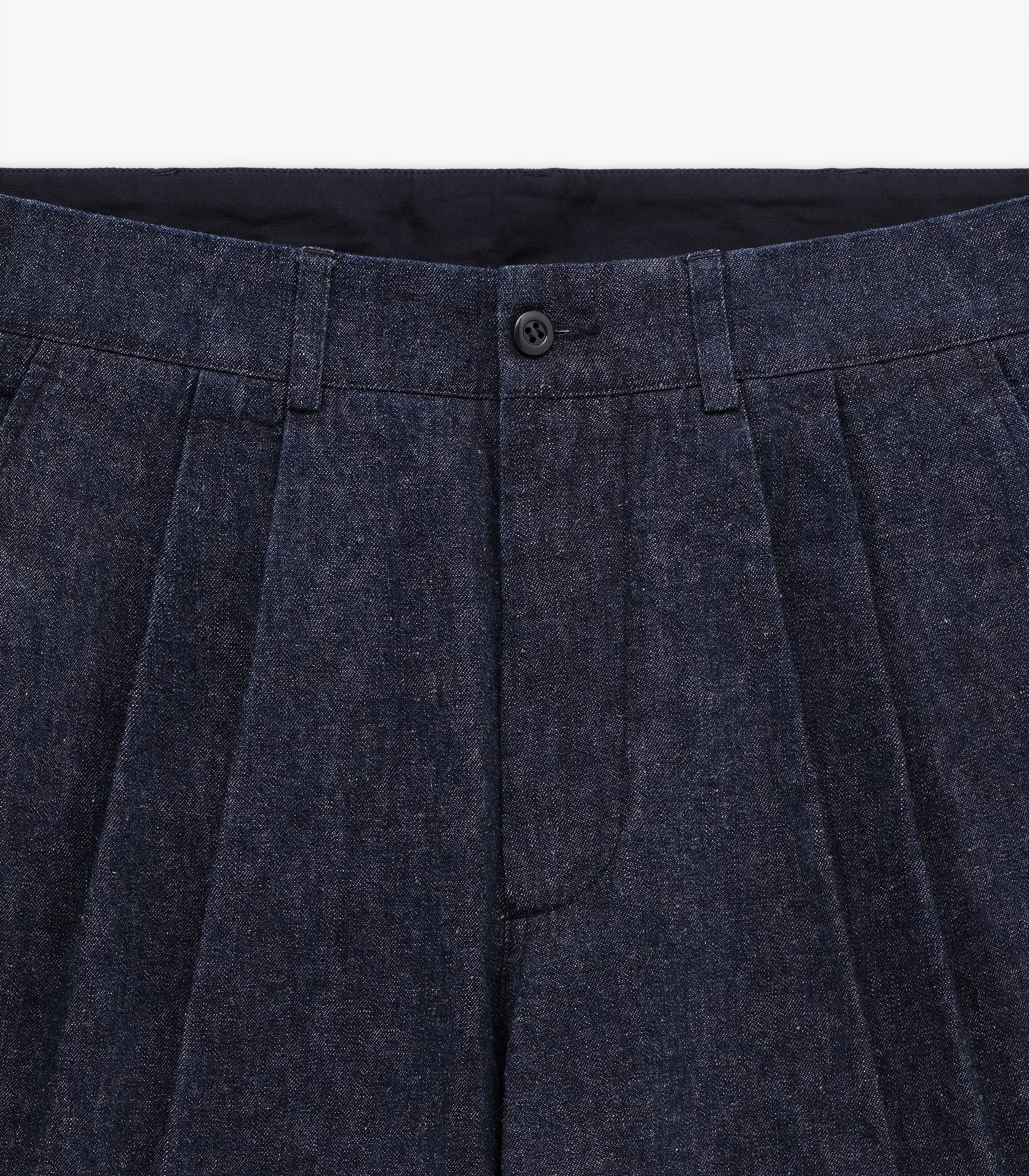 Canal Pleated Denim Cotton & Linen Short | Modern Menswear by yycbvcnbmmnbm