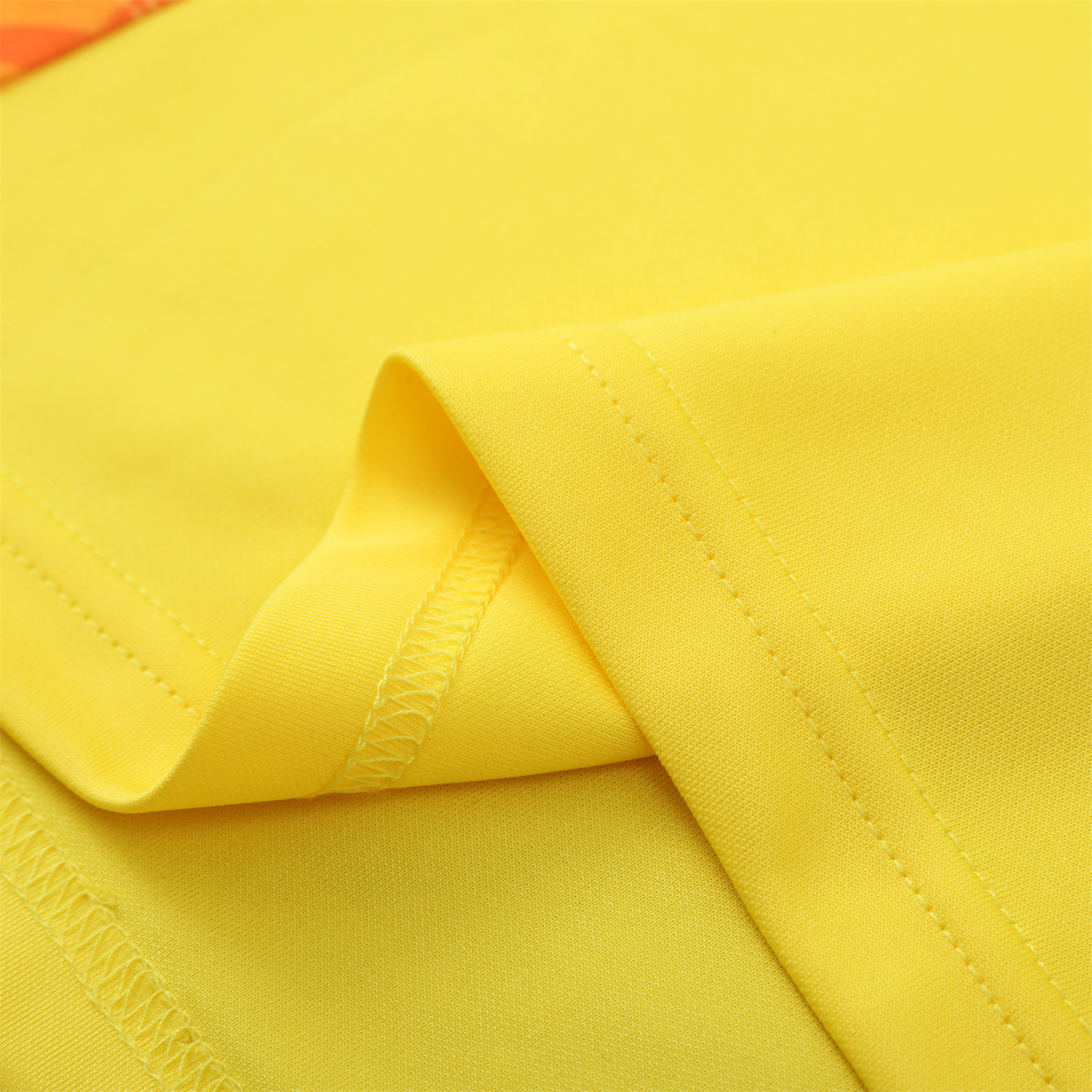 AlphaJersey-Atletico Mineiro 25-26 Long Sleeve Training Set - Yellow Top & Black Pants