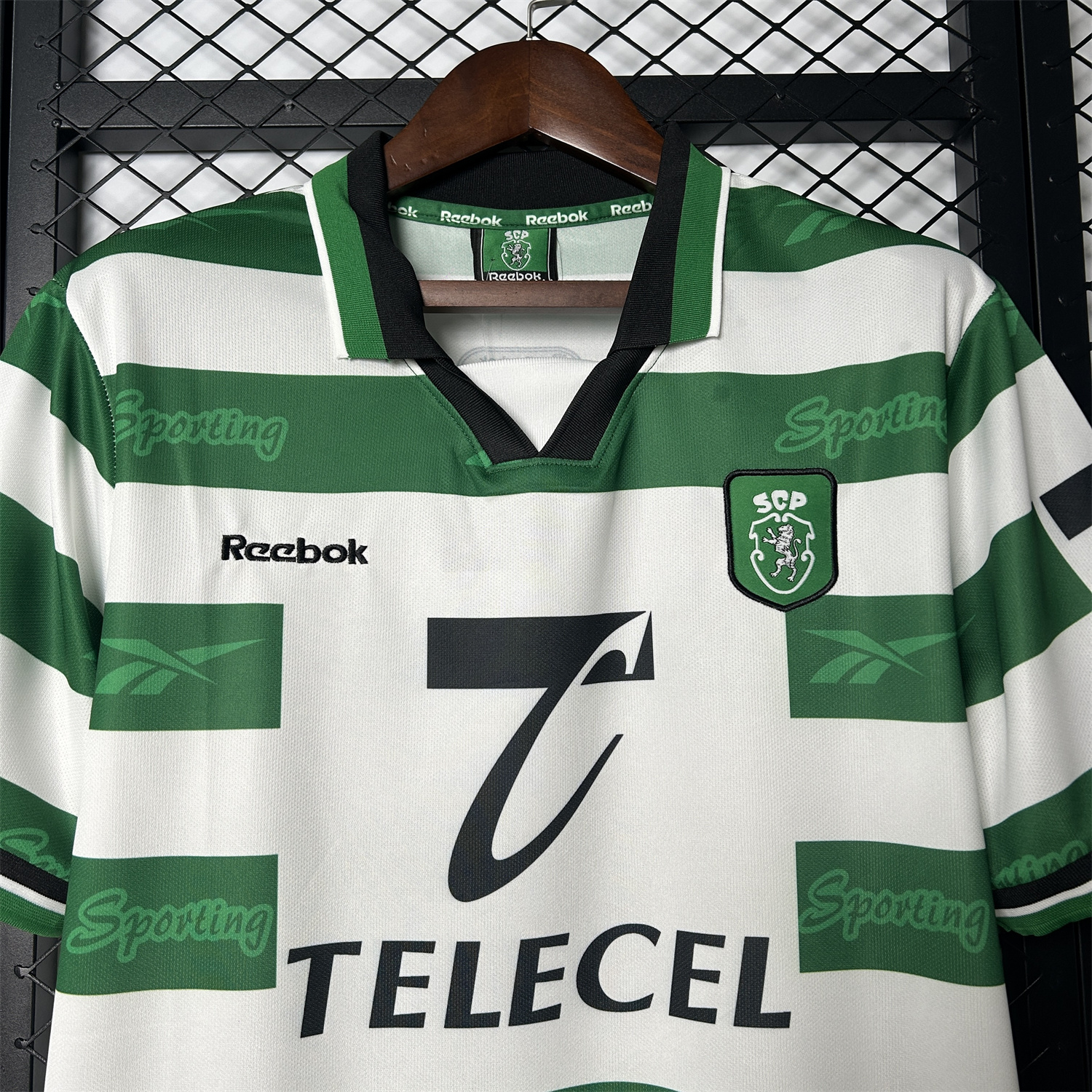AlphaJersey-Retro Sporting CP 1999-00 Home Jersey