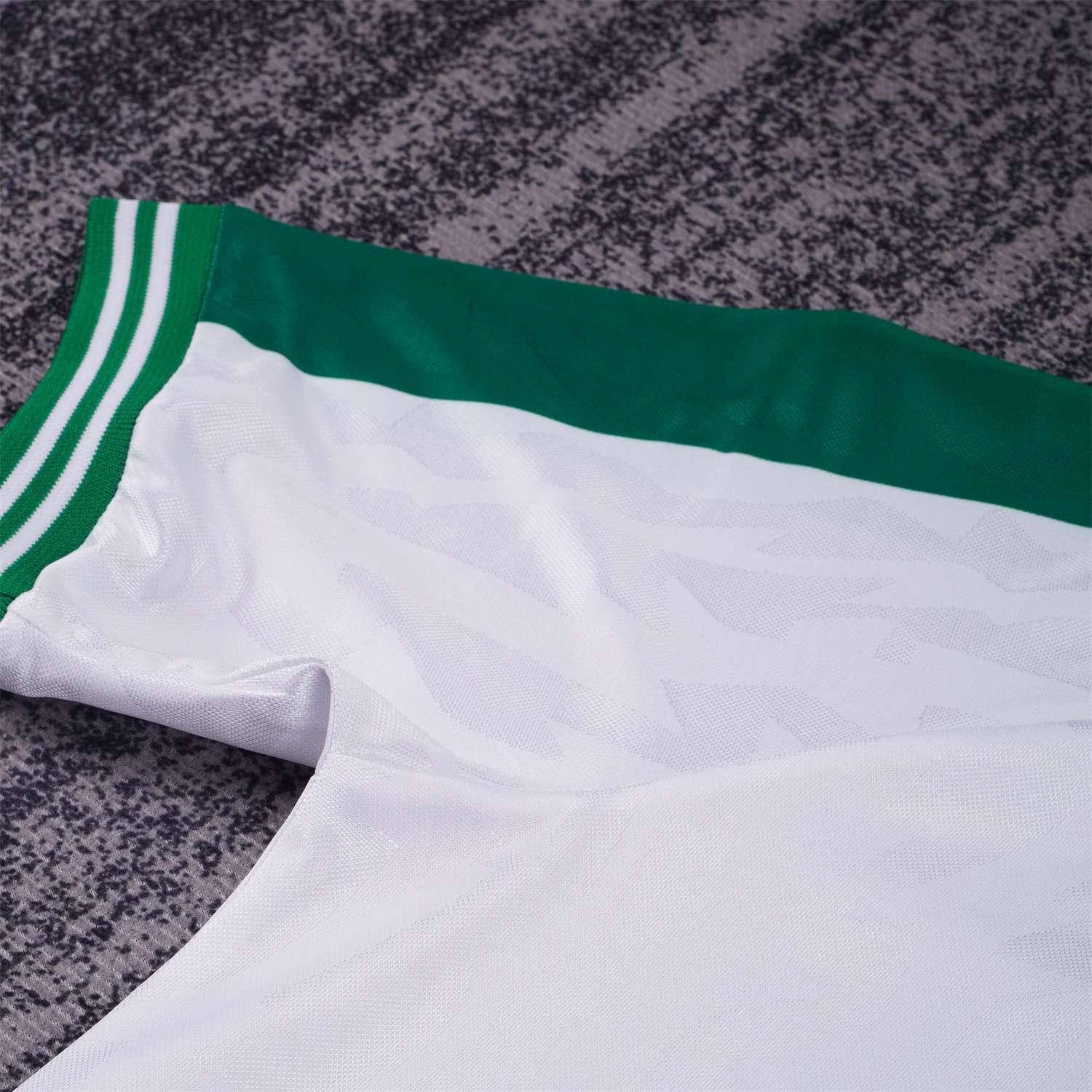 AlphaJersey-Retro Nigeria 1996 Away Kids Kit