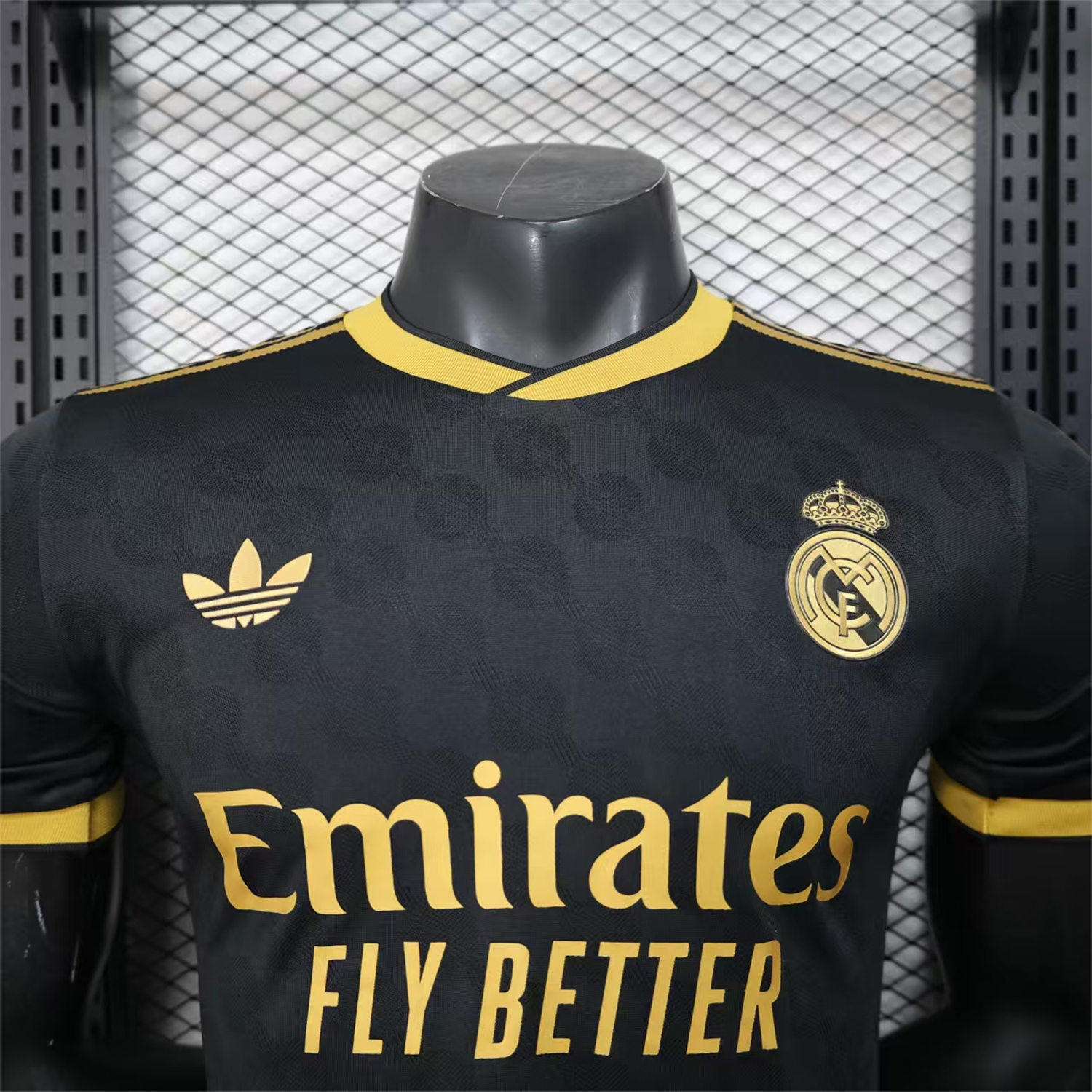 AlphaJersey-Real Madrid 25-26 Polka Dots Black And Gold Jersey - Player Version