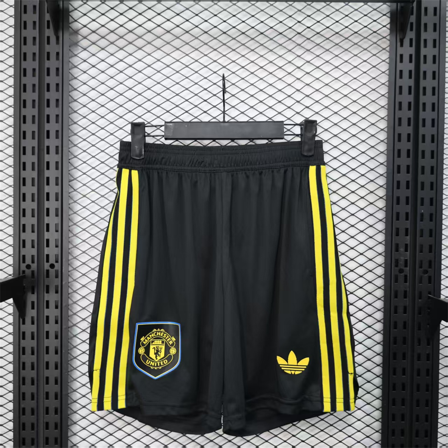 AlphaJersey-Manchester United 25-26 Third Black Shorts - Player Version