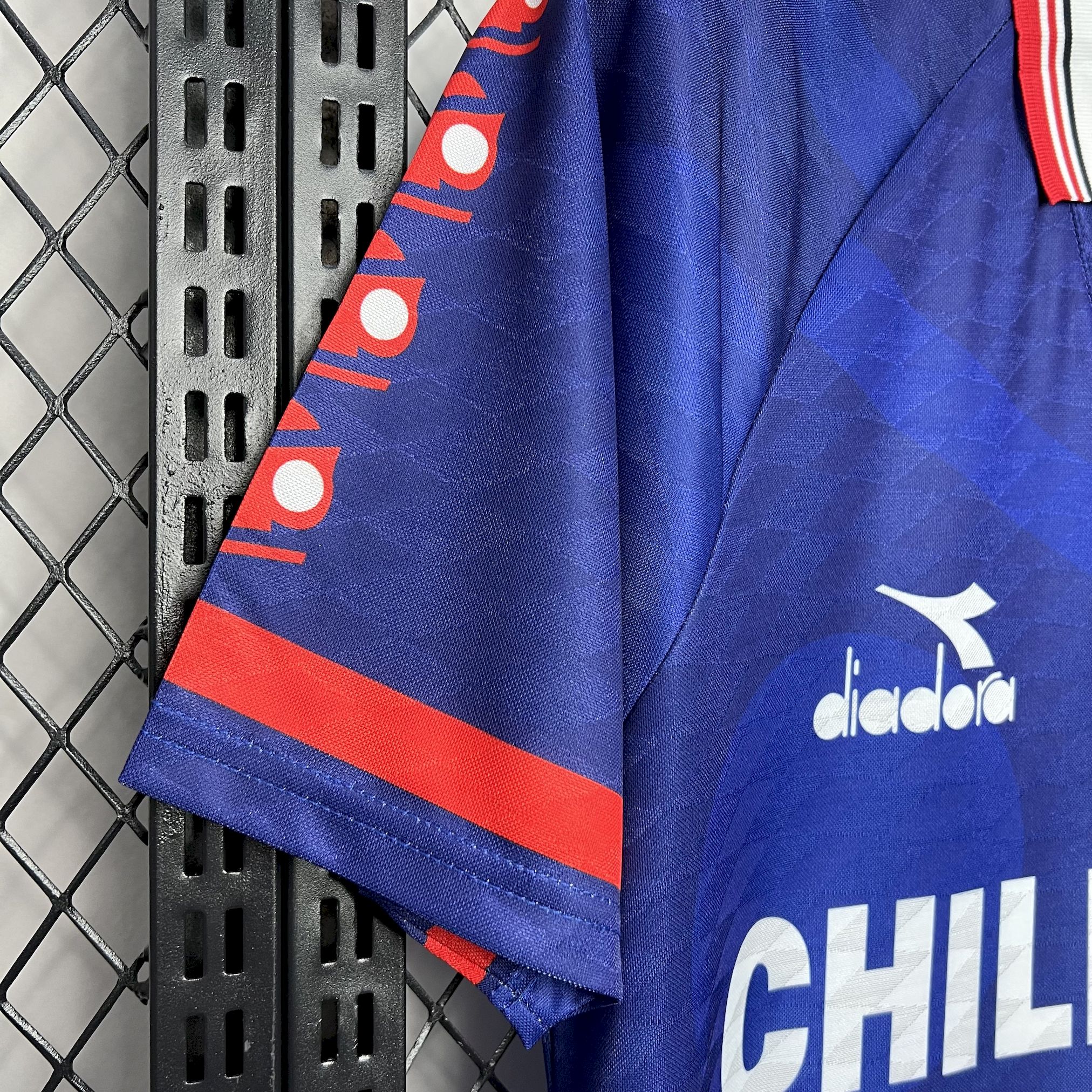 AlphaJersey-Retro Universidad De Chile 1996 Home Jersey