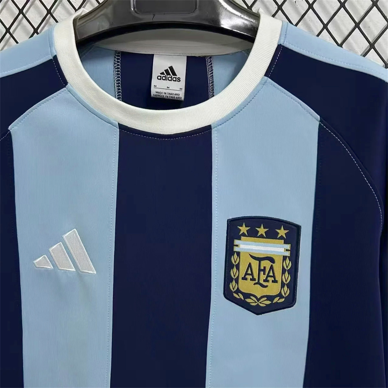 AlphaJersey-Argentina 25-26 Retro Style Unisex Pullover Hoodie