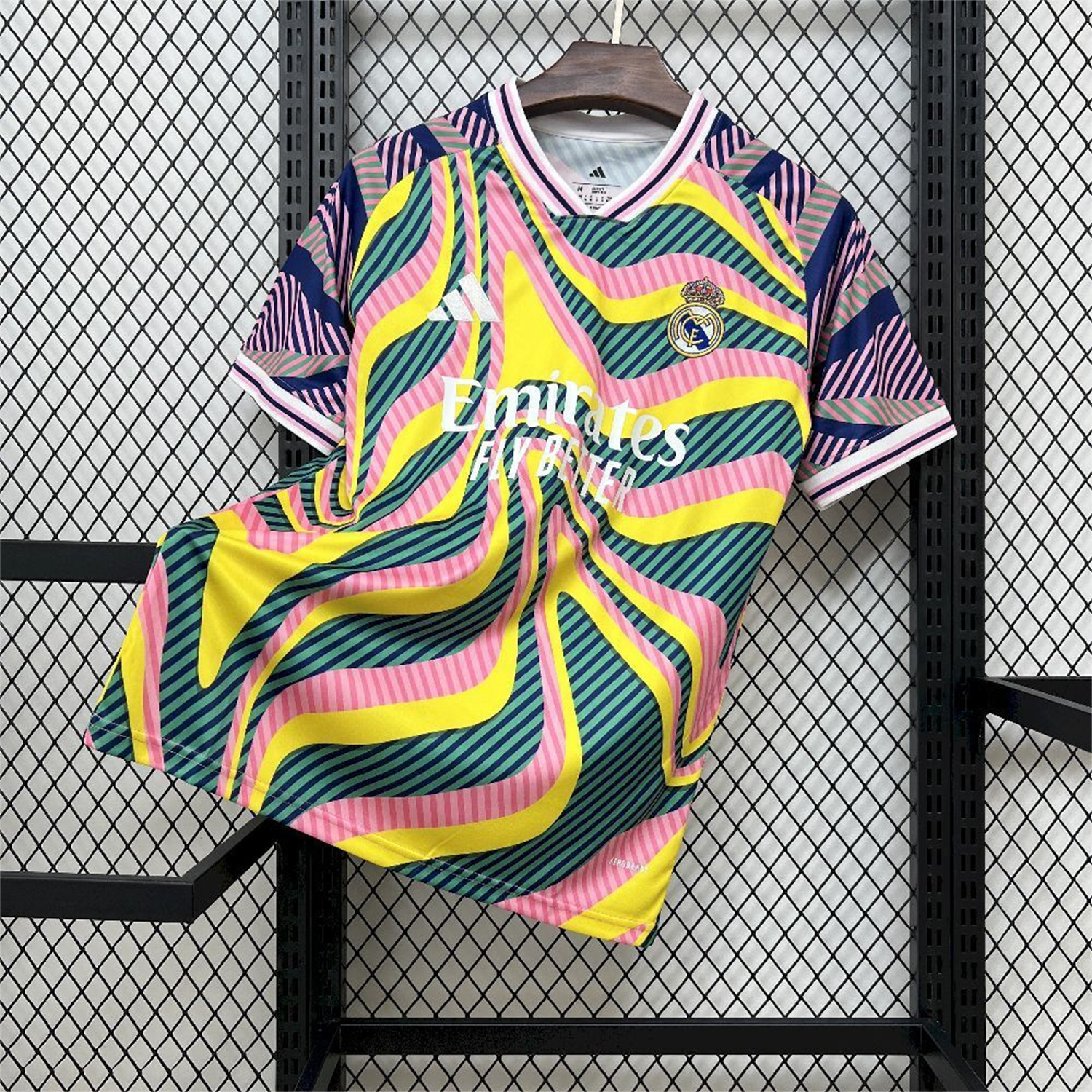 AlphaJersey-Real Madrid 25-26 Iridescent Colors Pre-Match Training Jersey - Fans Version