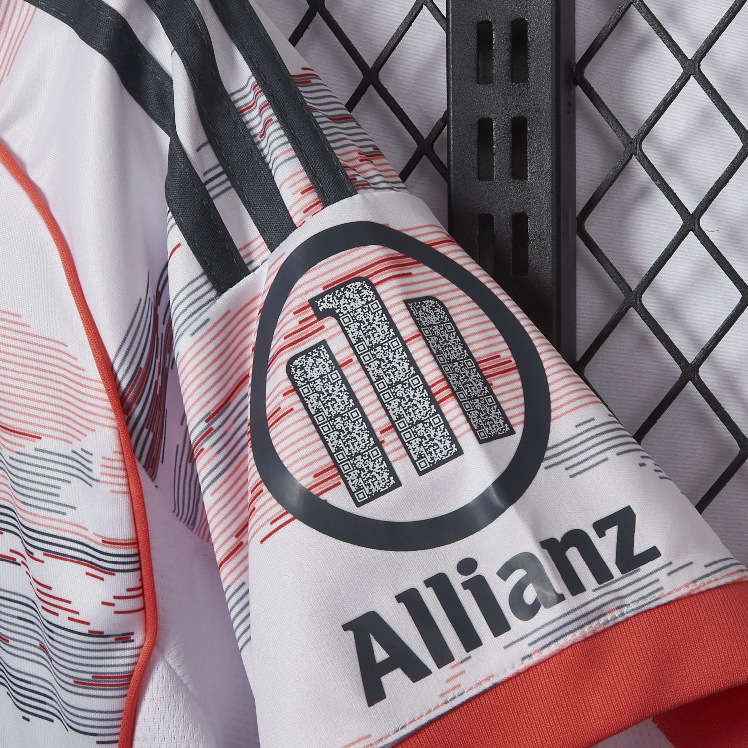 AlphaJersey-Bayern Munich 25-26 Away White Jersey - Fans Version