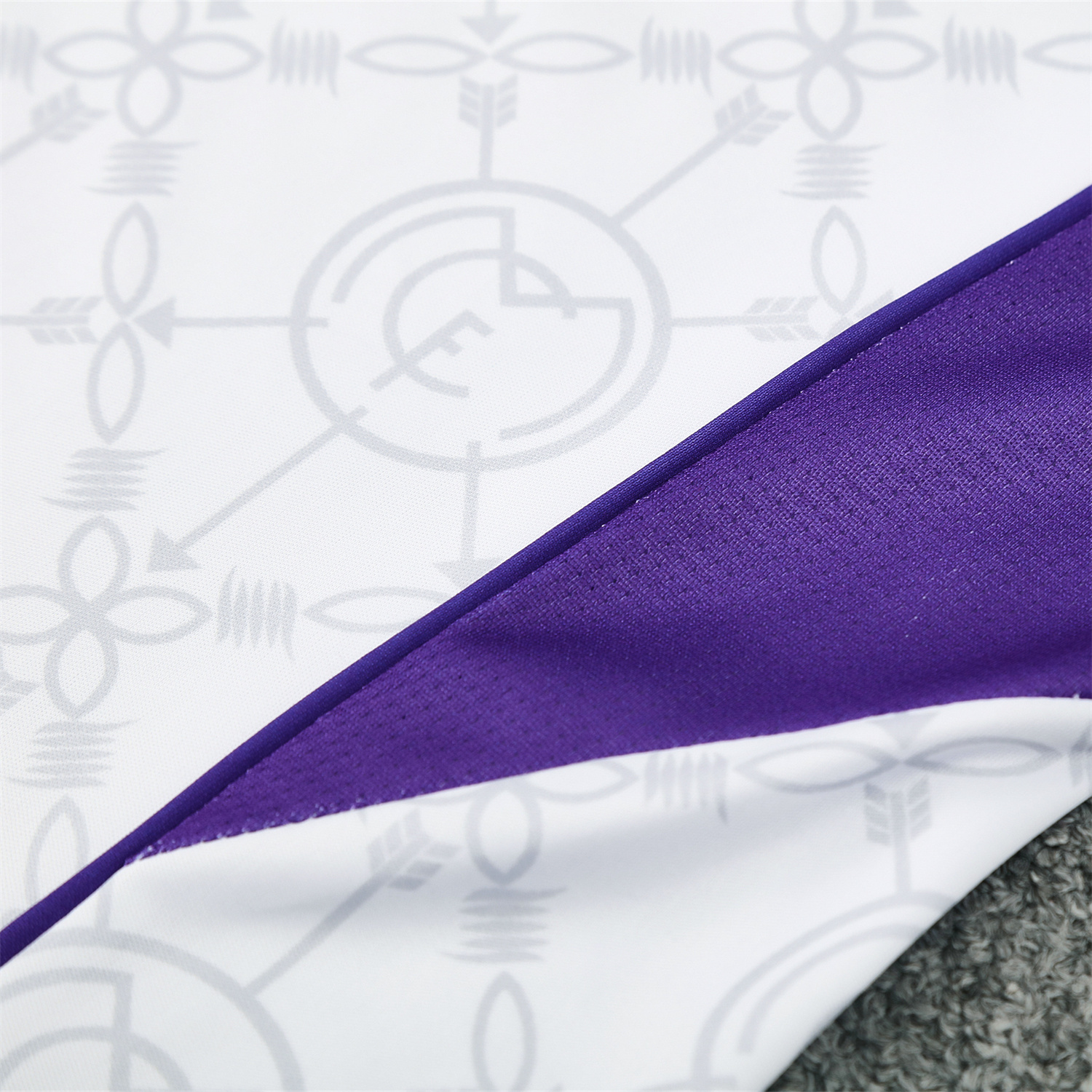 AlphaJersey-Real Madrid 25-26 Short-Sleeve Training Set - Blue Edge White Top & Black Shorts