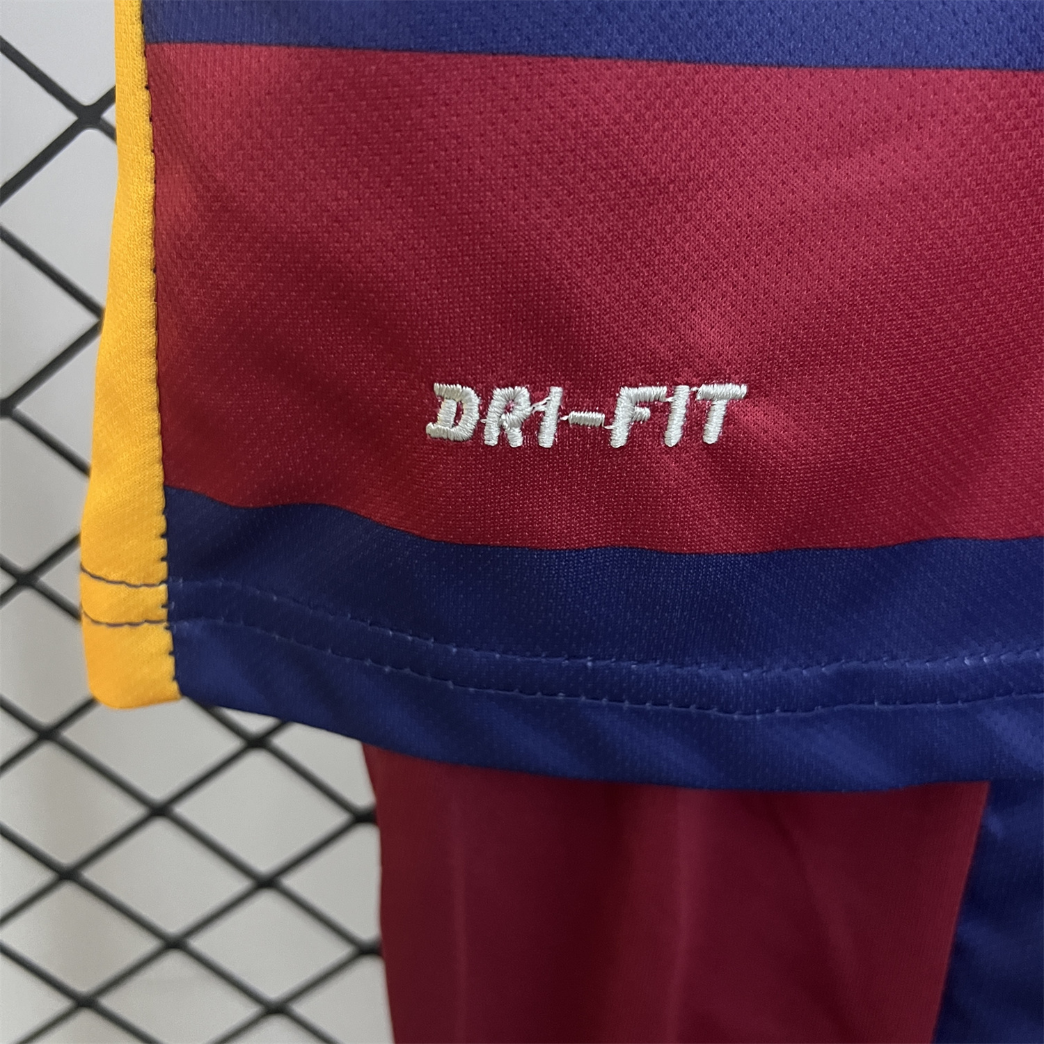 AlphaJersey-Retro Barcelona 2015-16 Home Kids Kit