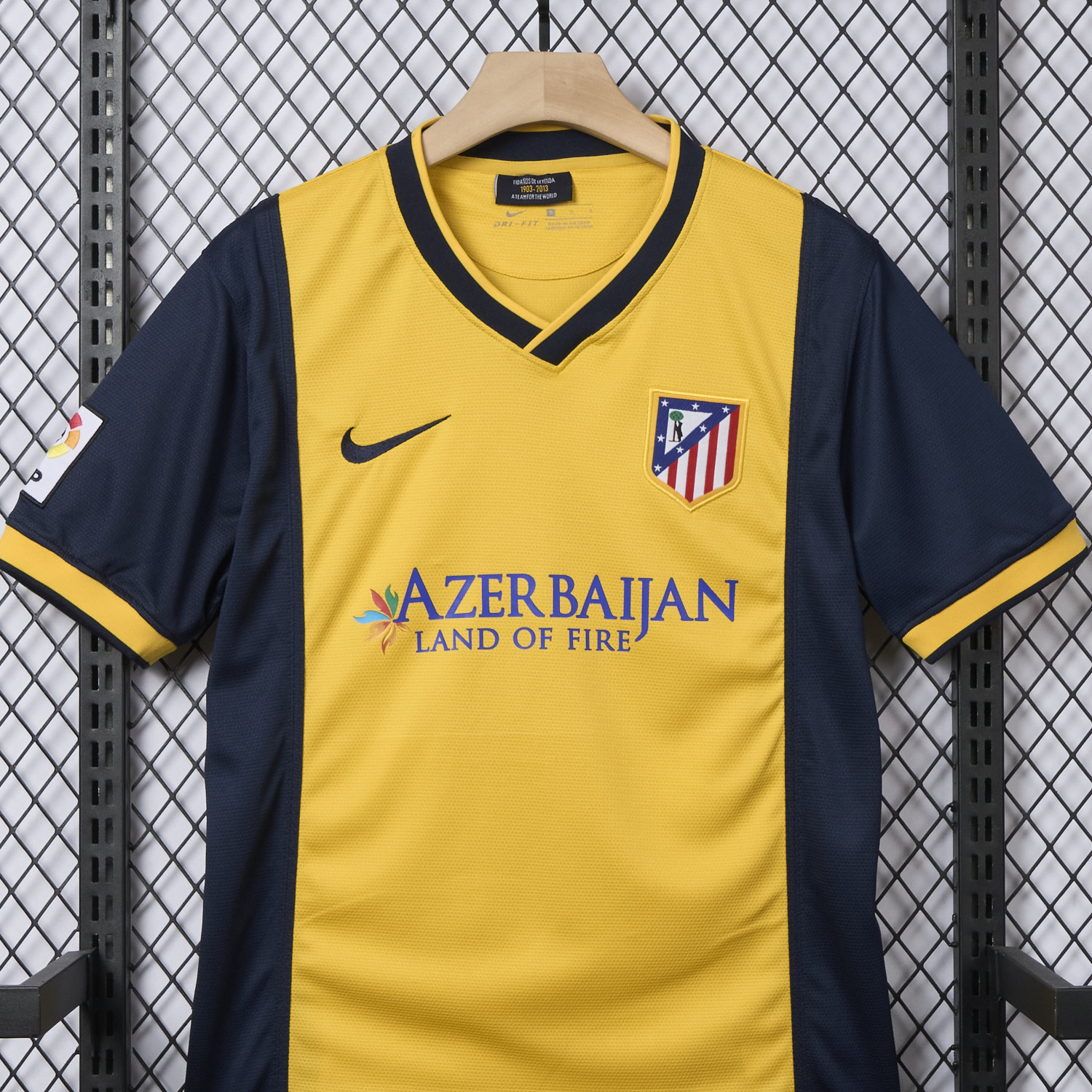 AlphaJersey-Retro Atletico Madrid 2013-14 Away Jersey