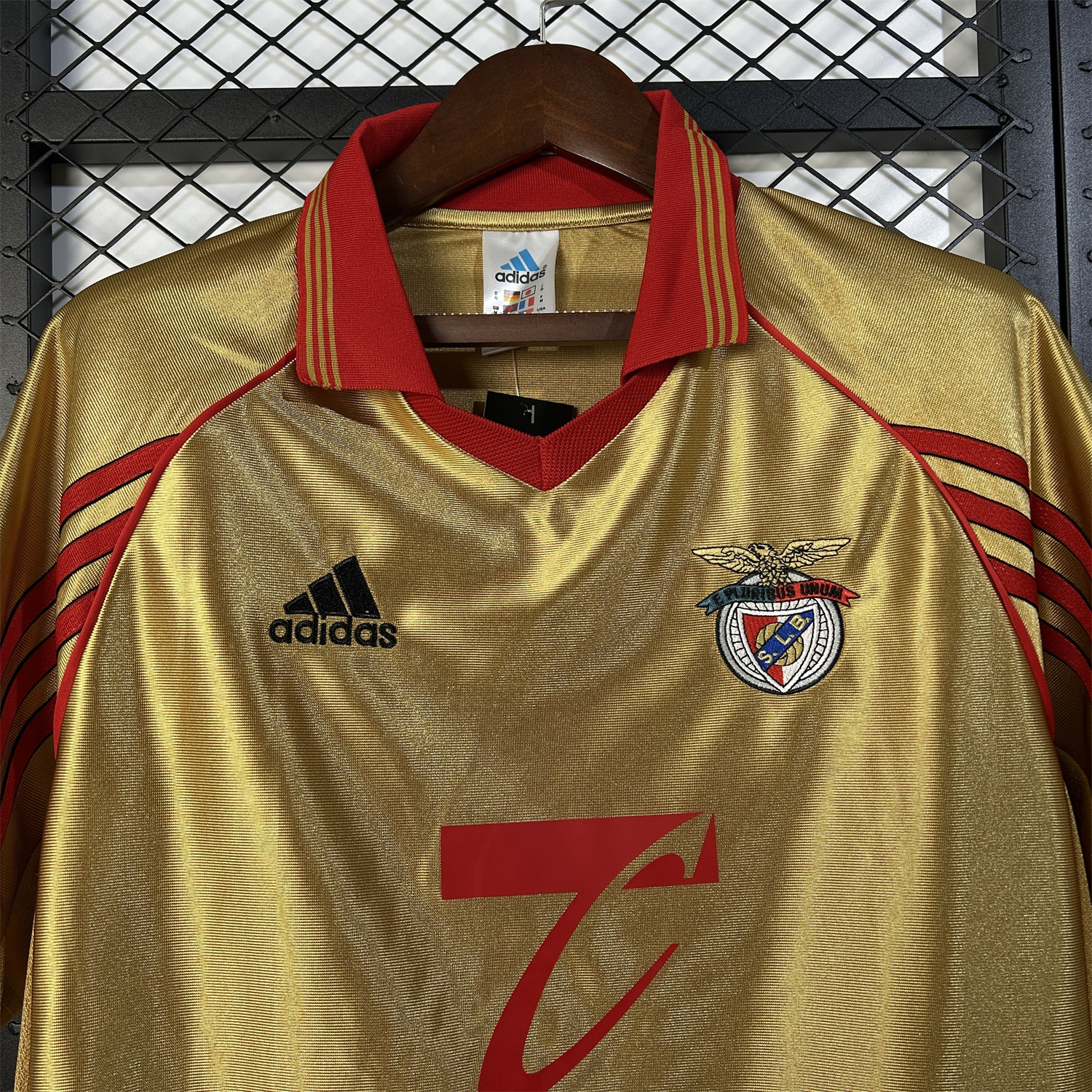 AlphaJersey-Retro Benfica 1998-99 Away Jersey