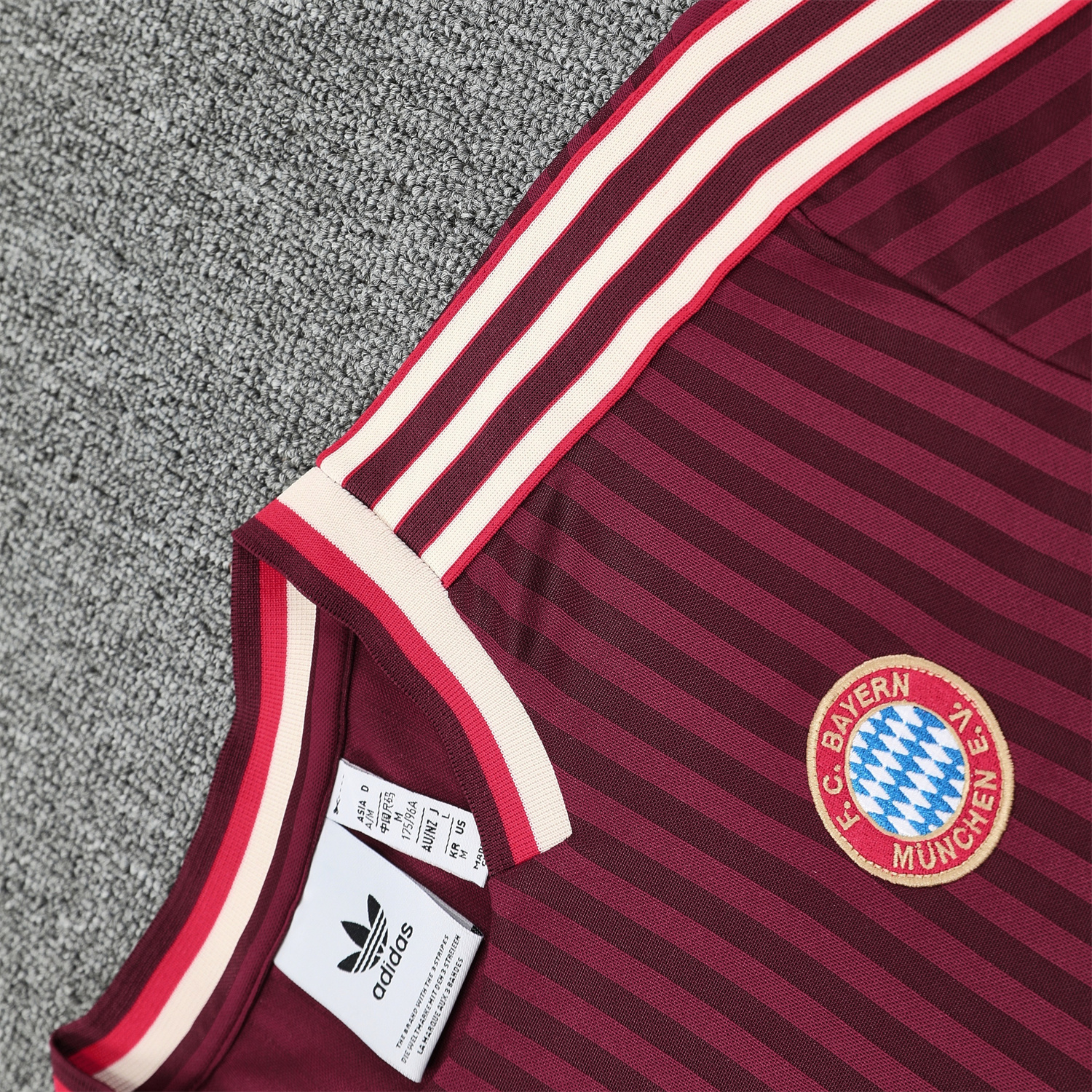 AlphaJersey-Bayern Munich 25-26 Short-Sleeve Training Set - Wine Red Lines Top & Wine Red Lines Shorts