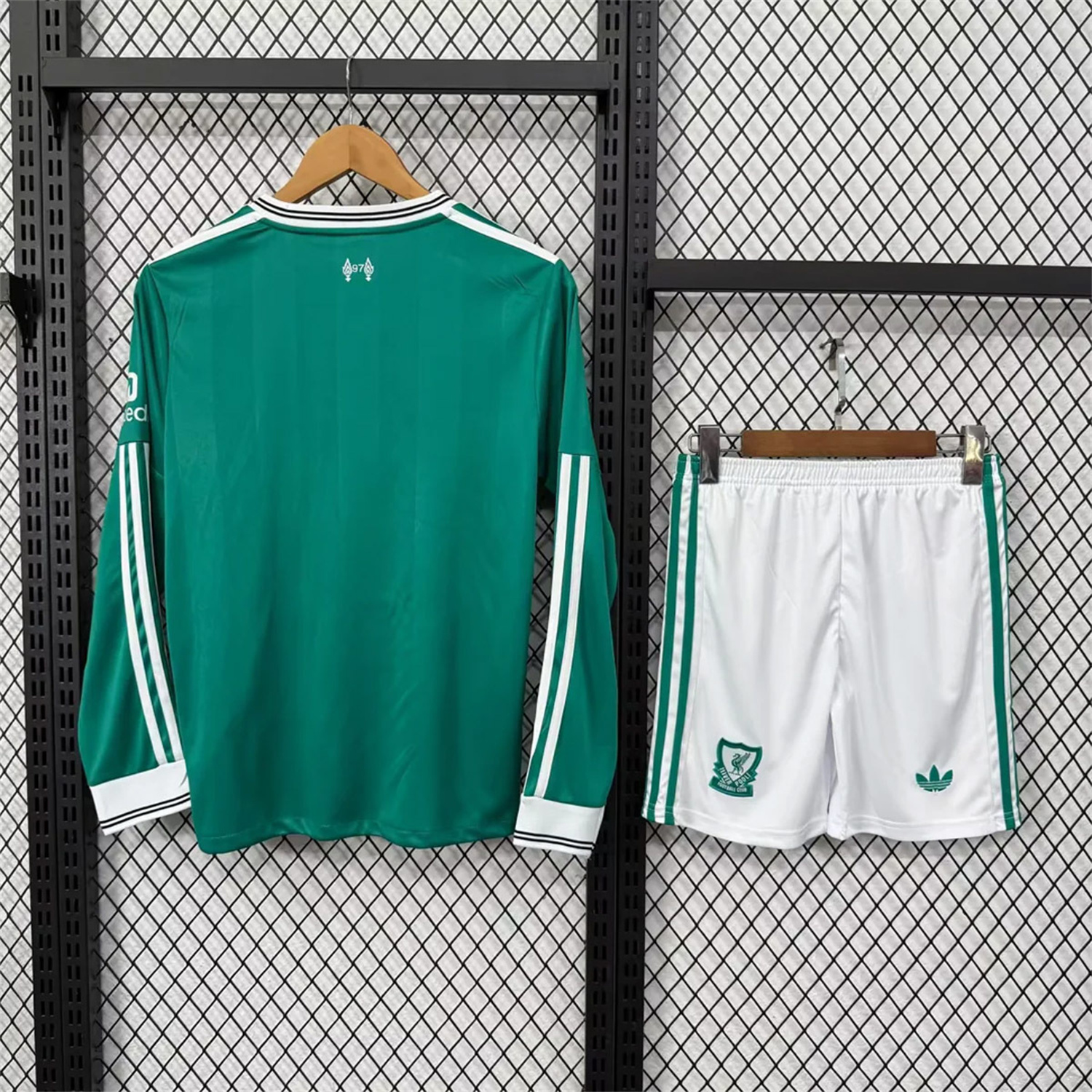AlphaJersey-Liver.pool 25-26 Third Green Long Sleeves Kids Kit