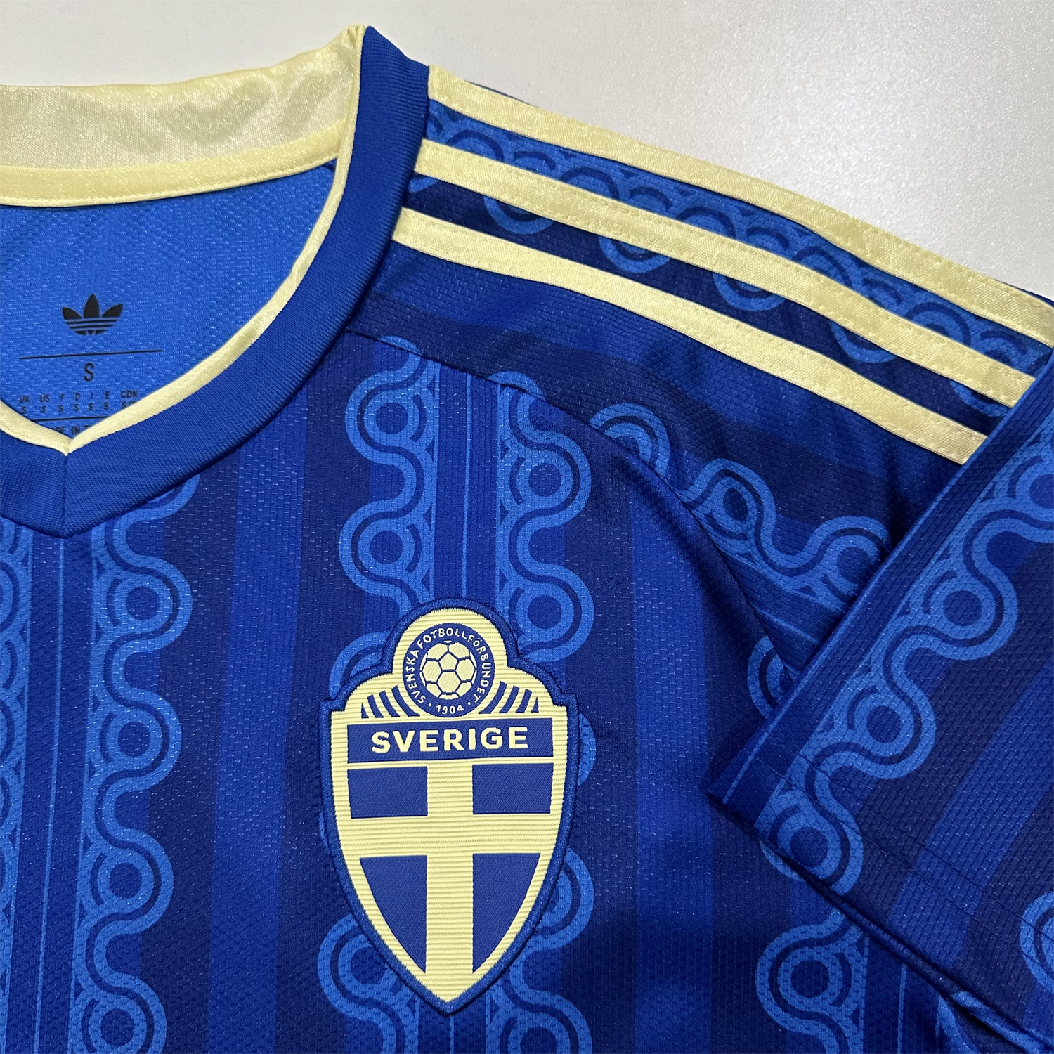 AlphaJersey-Sweden 2026 Away Jersey - Fans Version