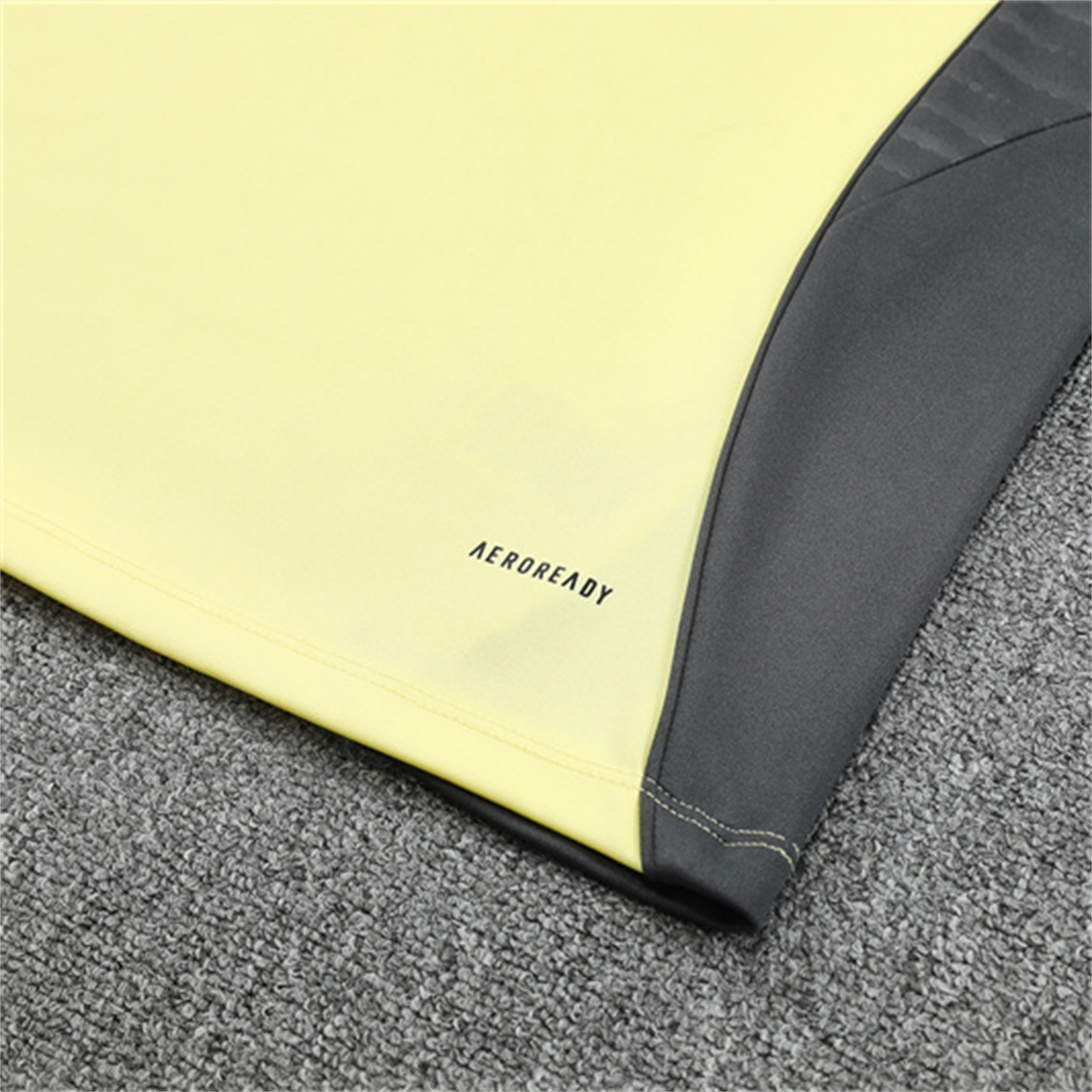 AlphaJersey-Real Madrid 25-26 Kid Long Sleeves Training Set - Yellow Top & Gray Pants