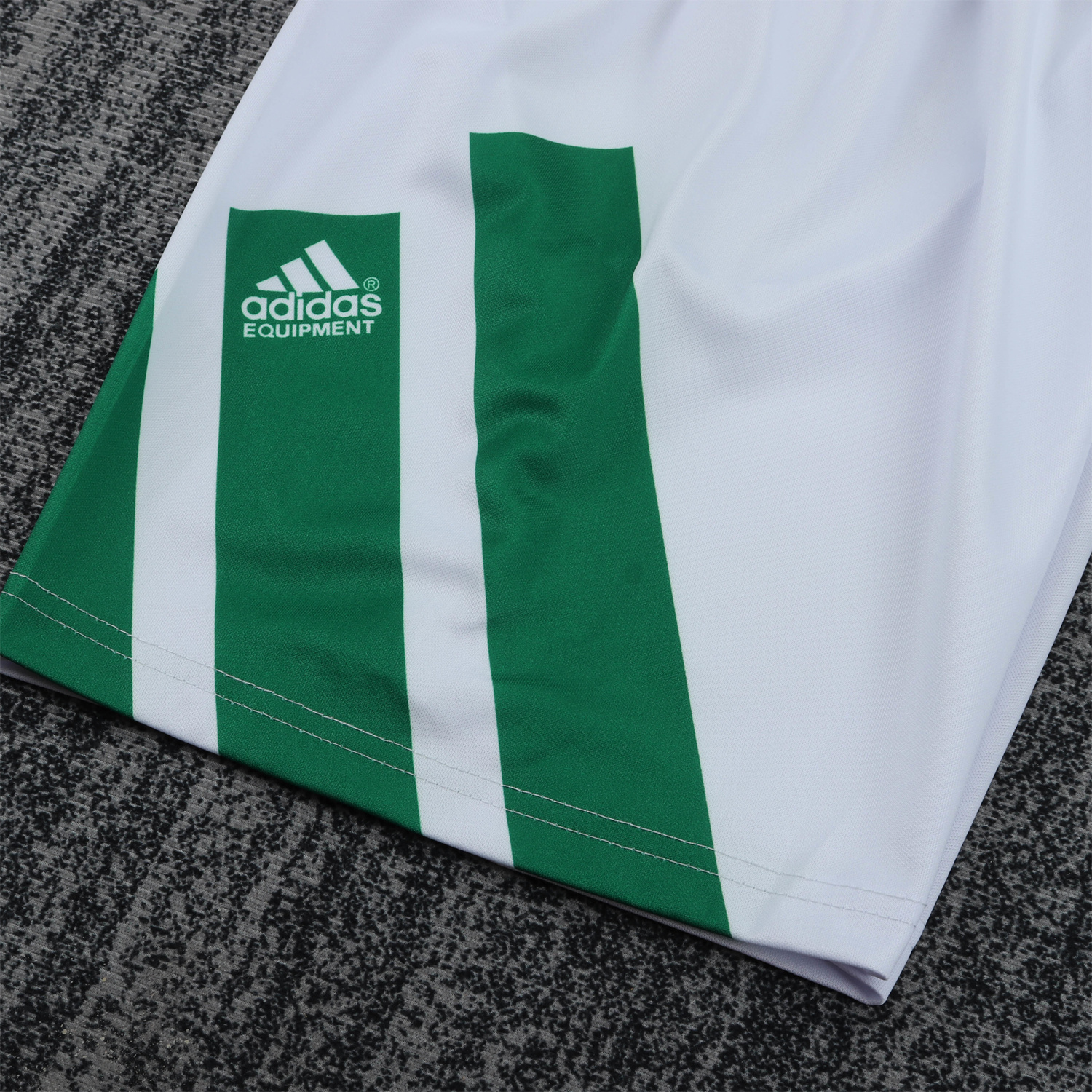 AlphaJersey-Retro Liver.pool 1991-92 Away Kids Kit