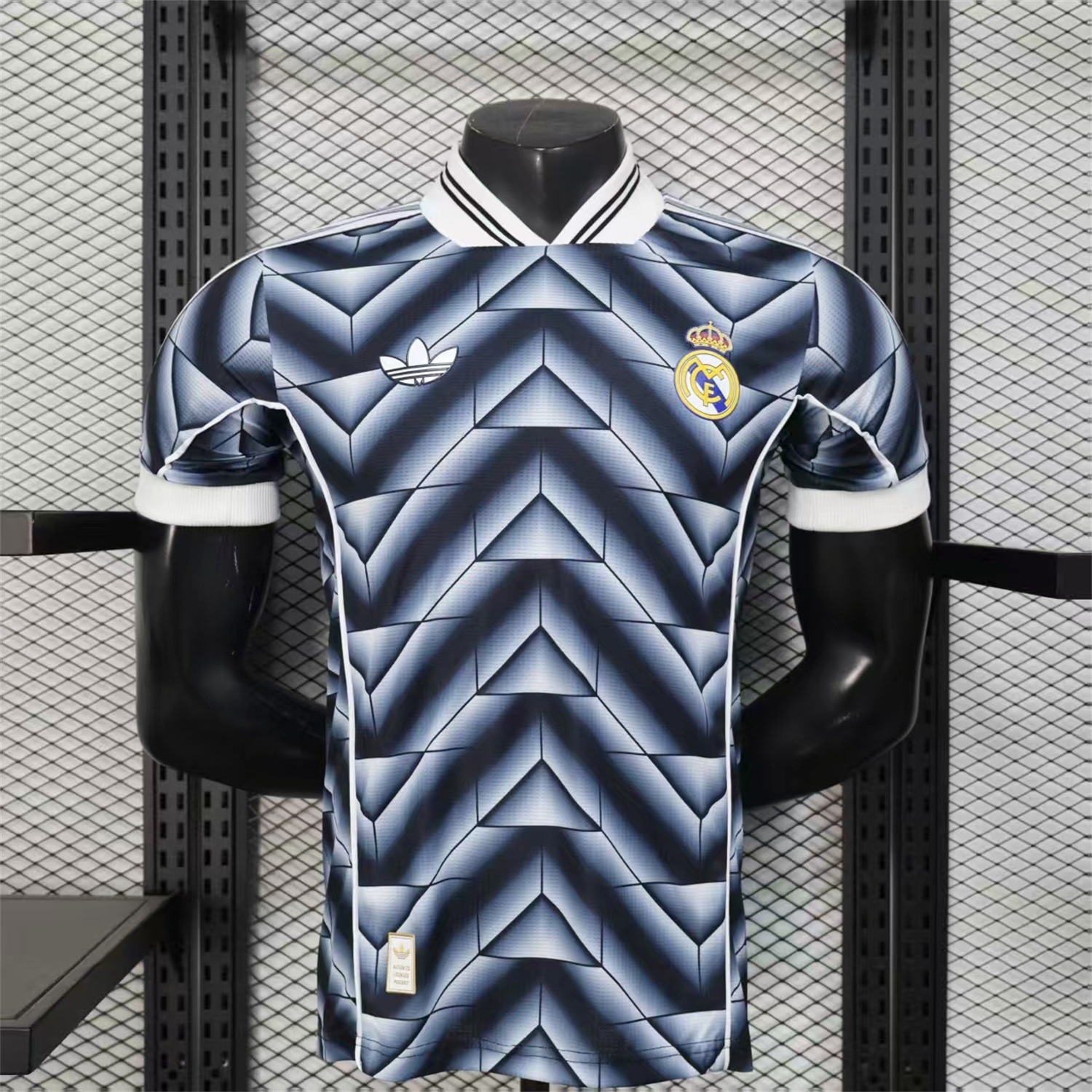 AlphaJersey-Real Madrid 25-26 Refracted Black Light White Special Jersey - Player Version