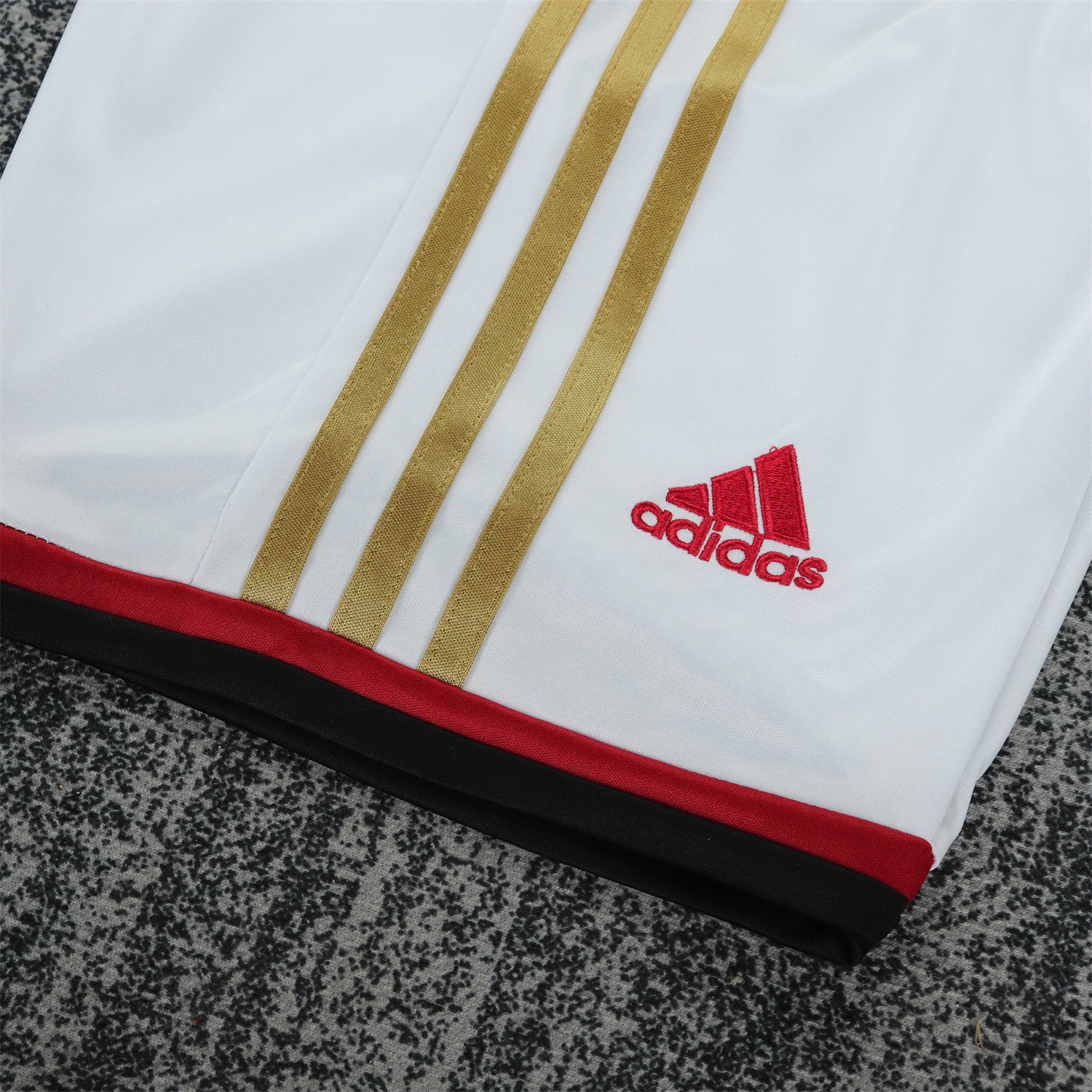 AlphaJersey-Retro AC Milan 2013-14 Home Long Sleeves Kids Kit