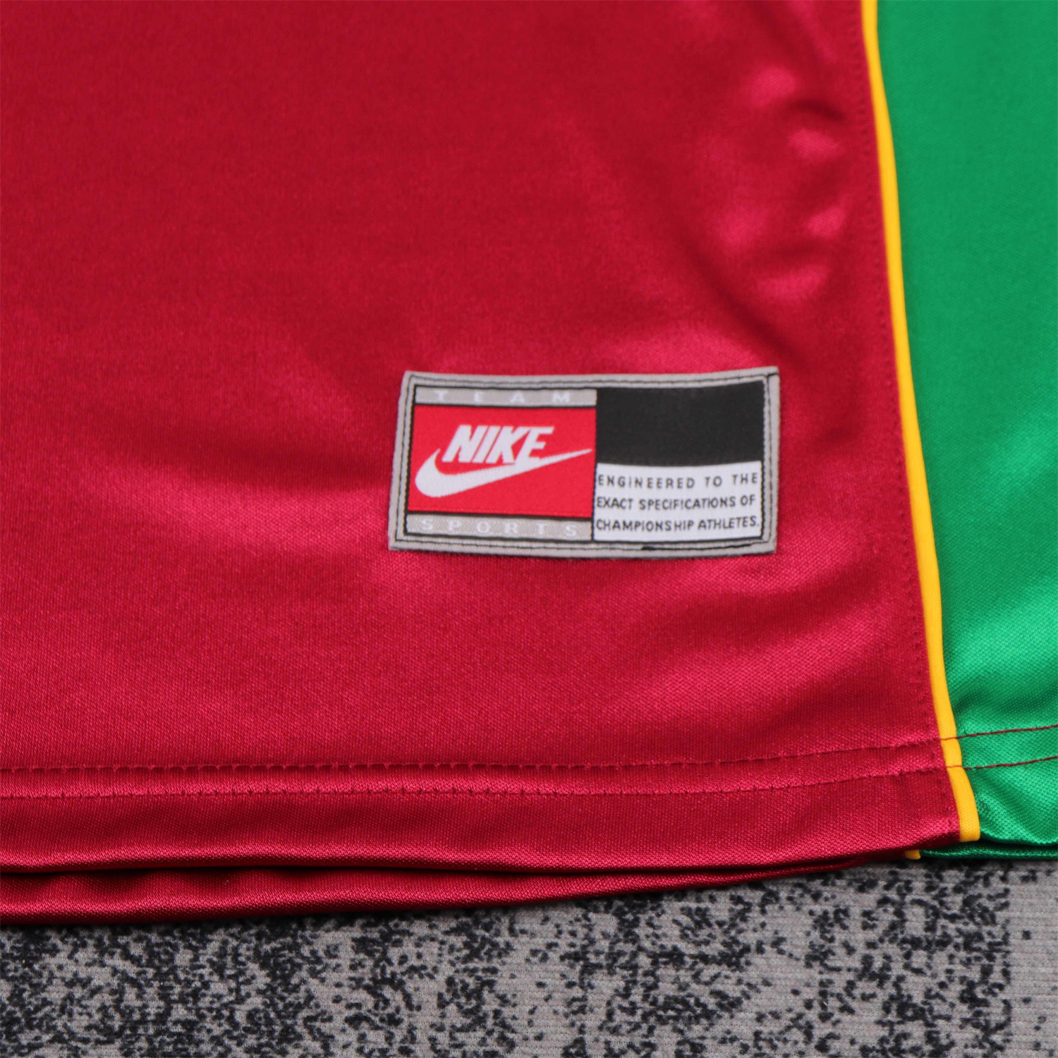 AlphaJersey-Retro Portugal 1998 Home Kids Kit