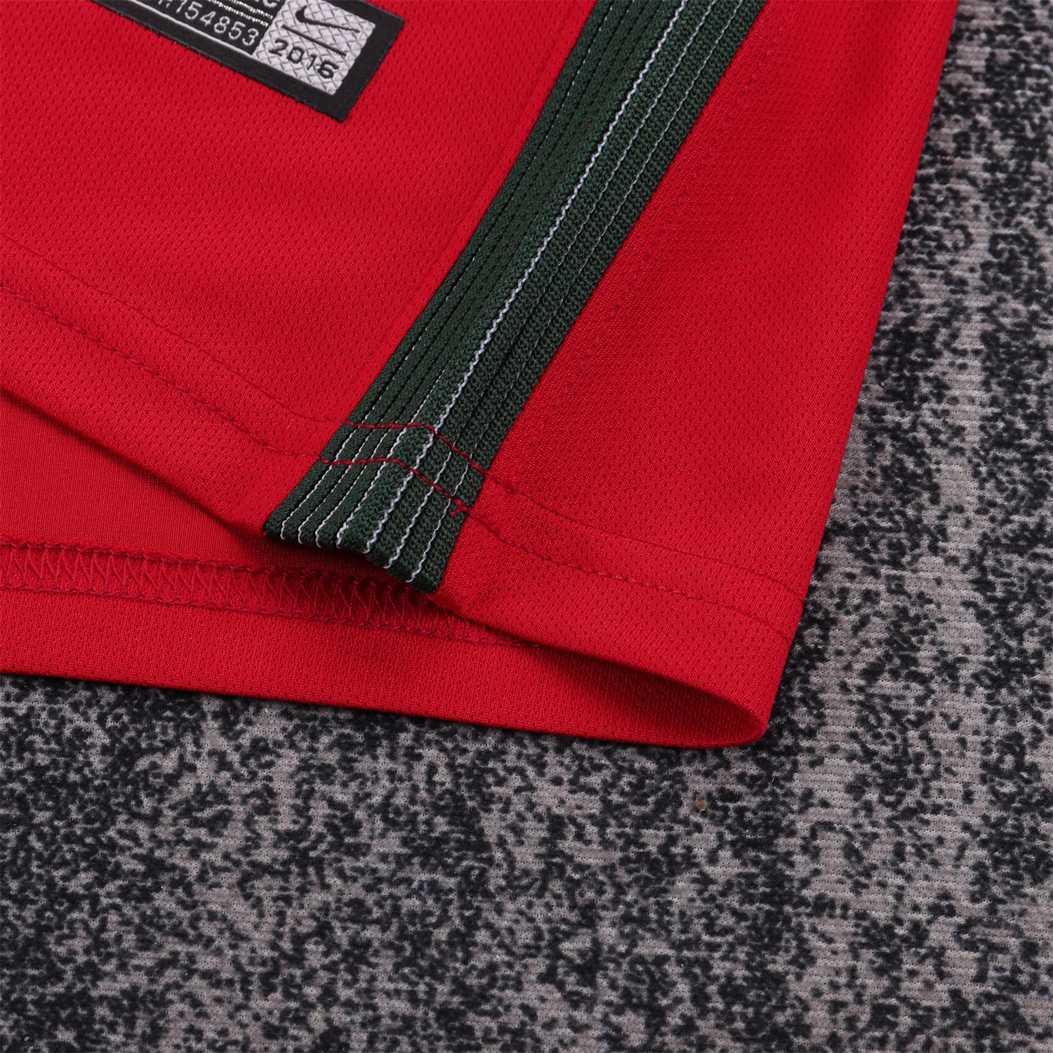 AlphaJersey-Retro Portugal 2016 Home Kids Kit