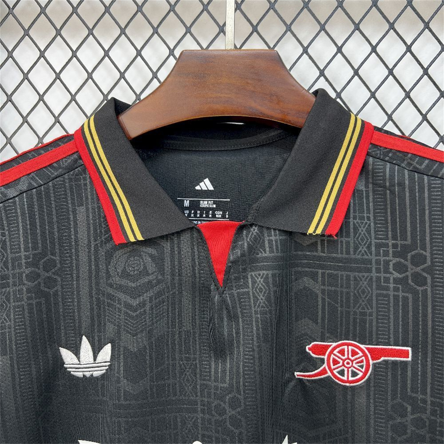 AlphaJersey-Arsenal 25-26 Black POLO Throwback Trefoil Jersey - Fans Version